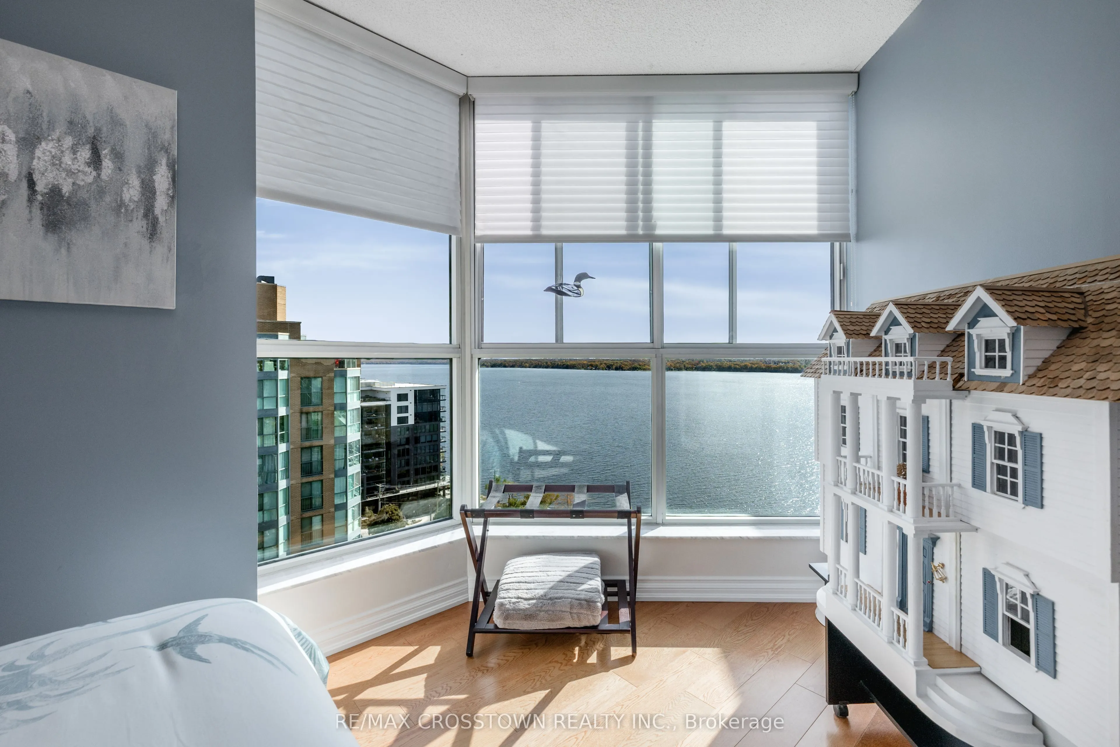 140 Dunlop Street E #1506
