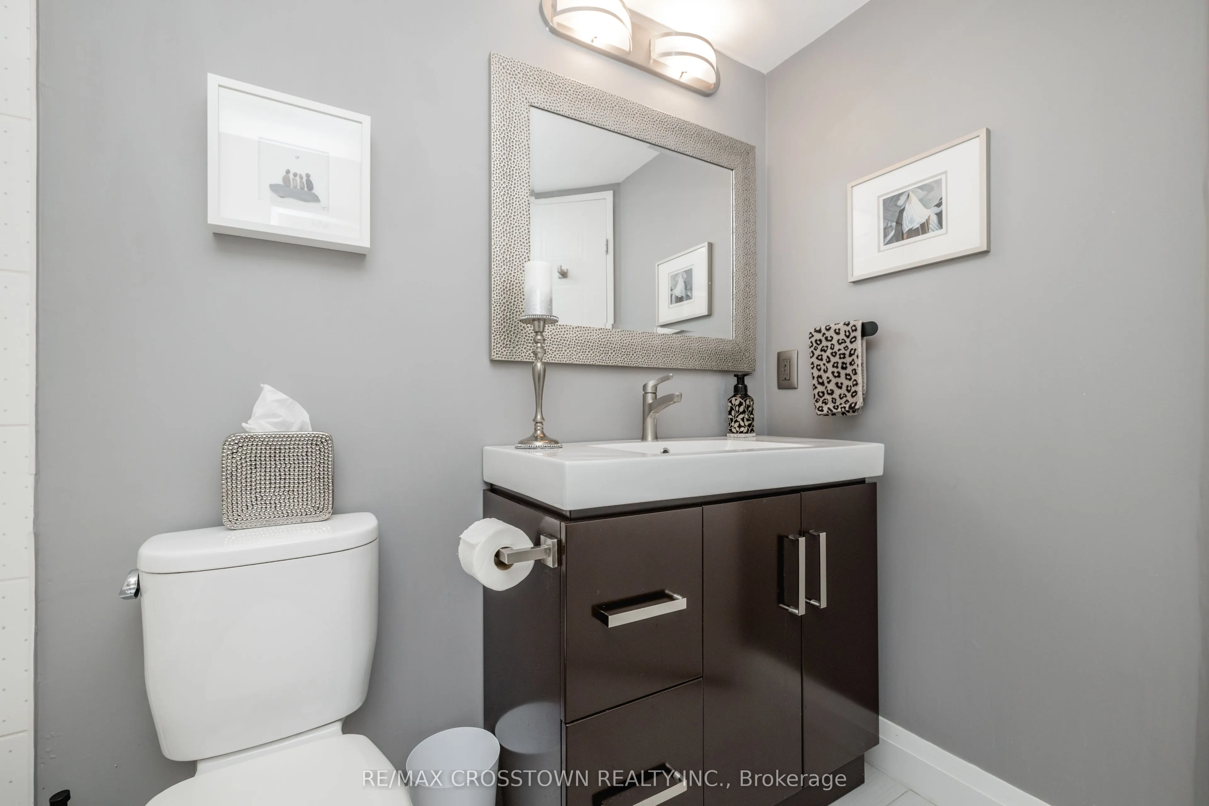 140 Dunlop Street E #1506
