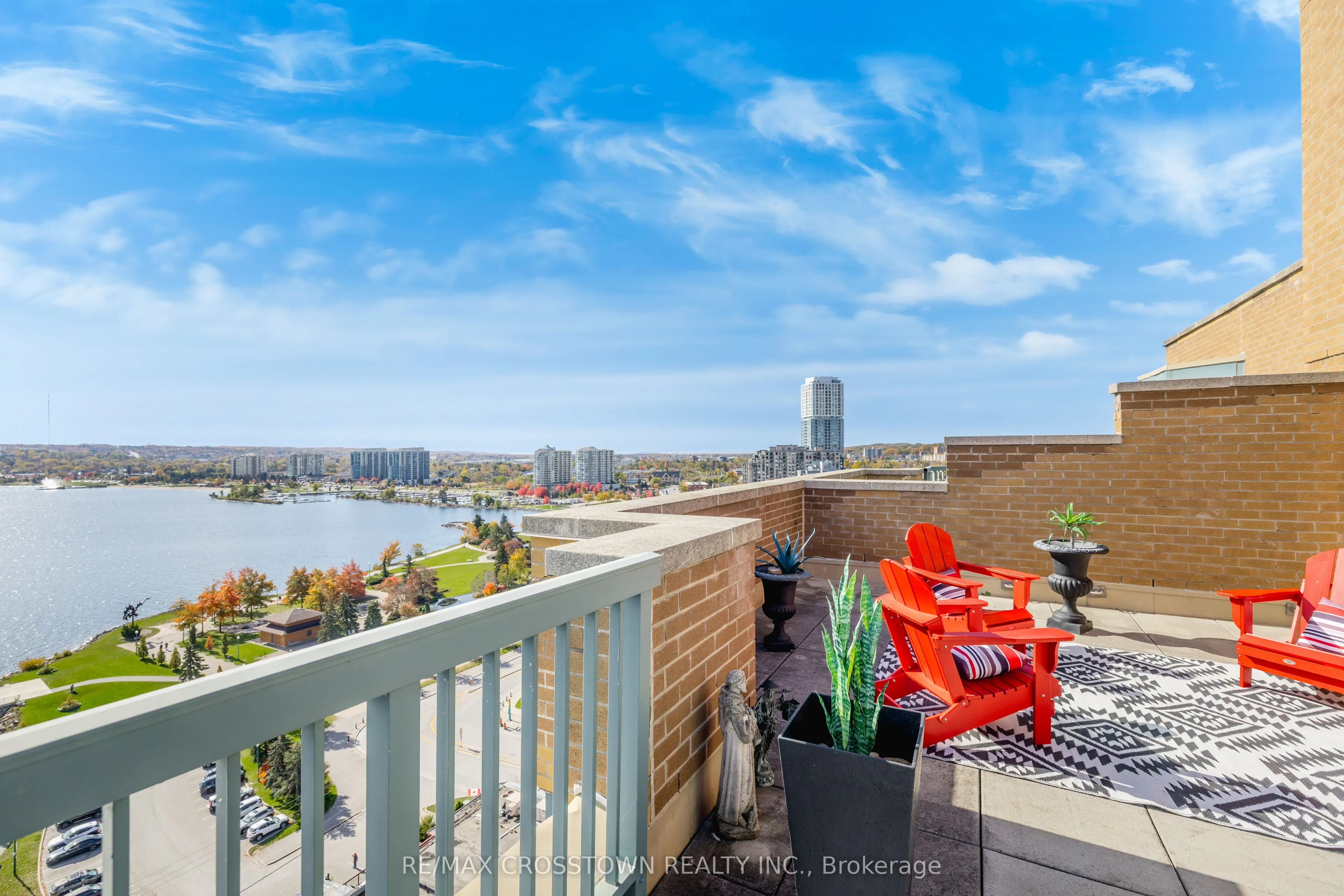 140 Dunlop Street E #1506
