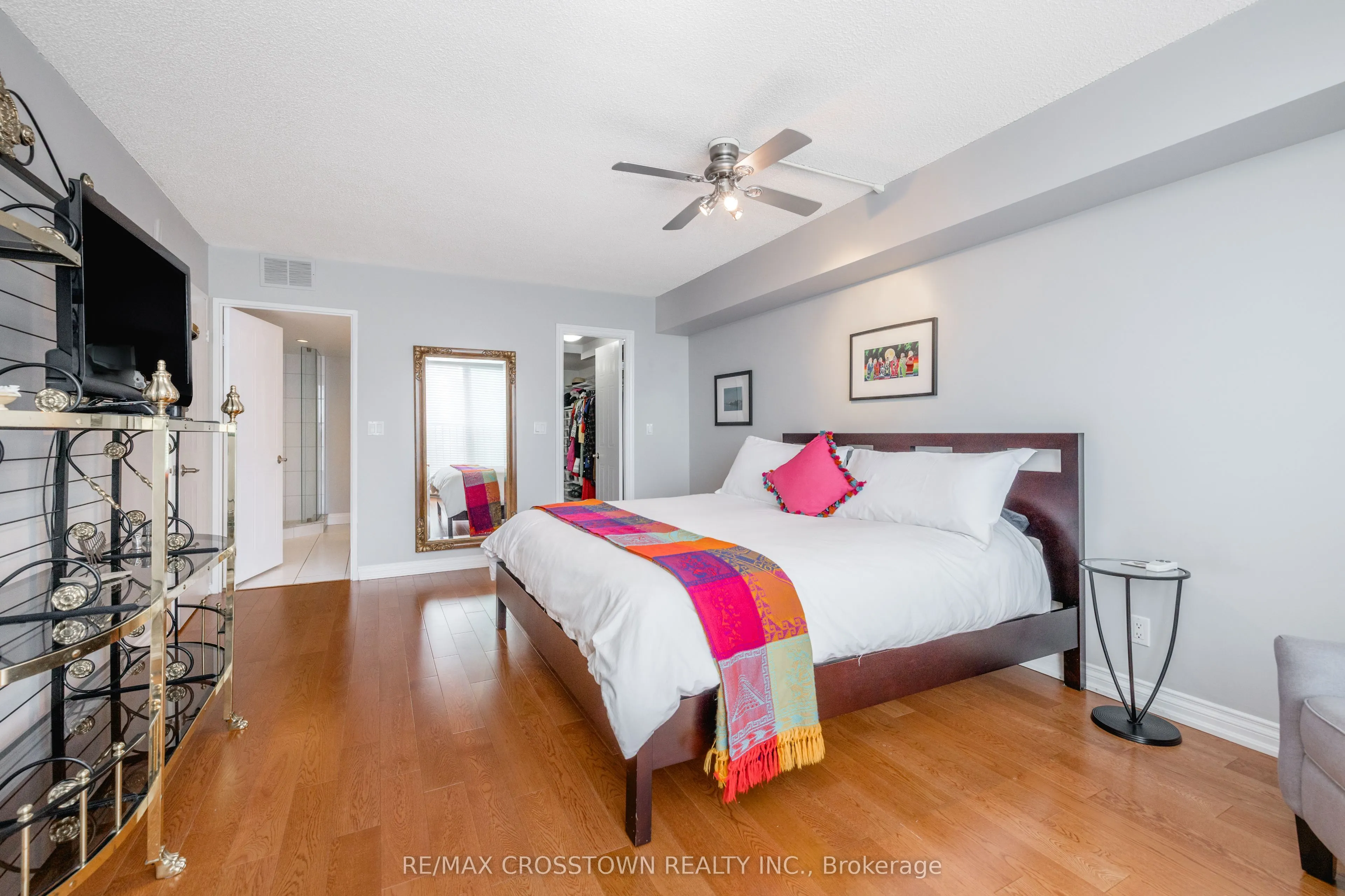140 Dunlop Street E #1506