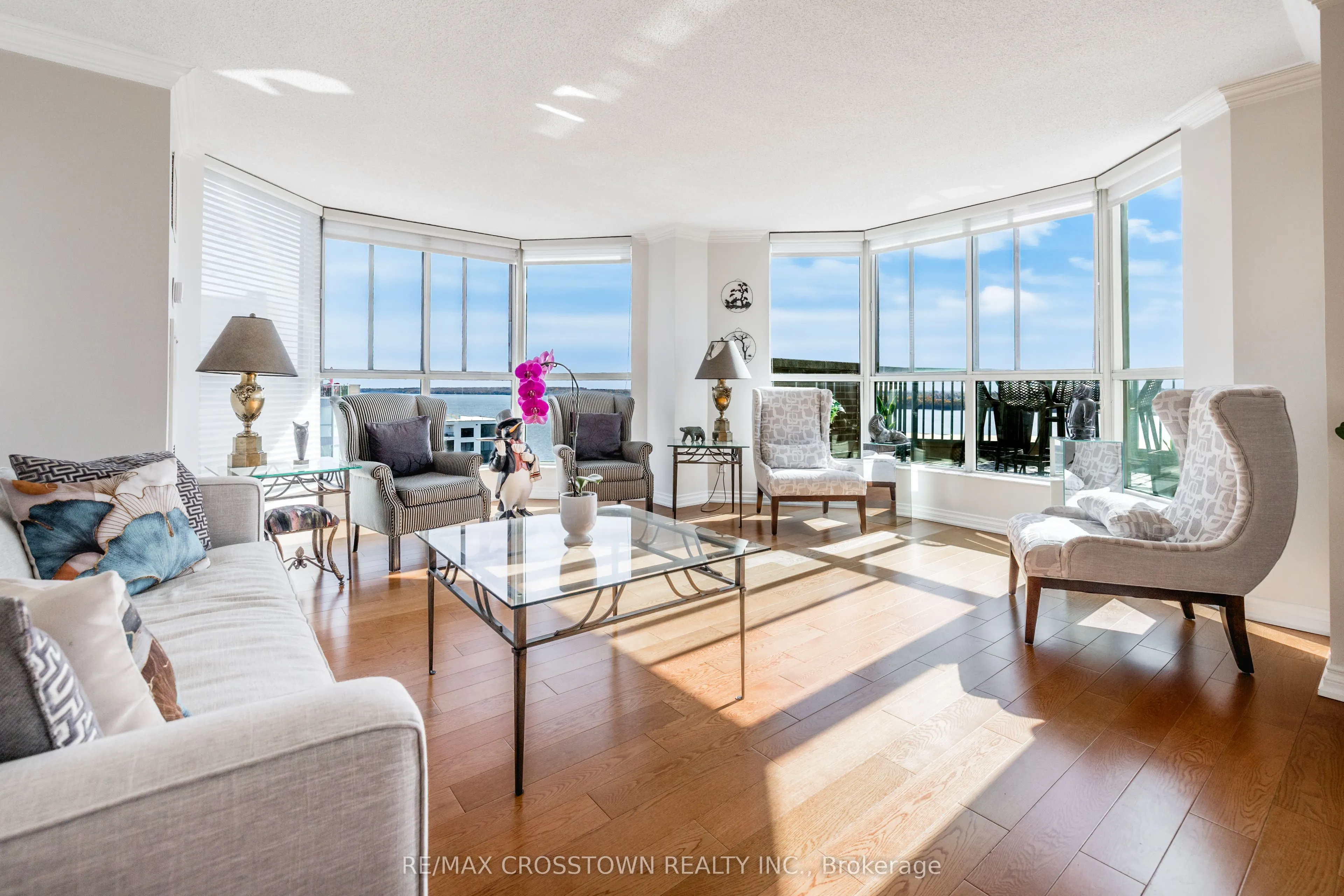 140 Dunlop Street E #1506