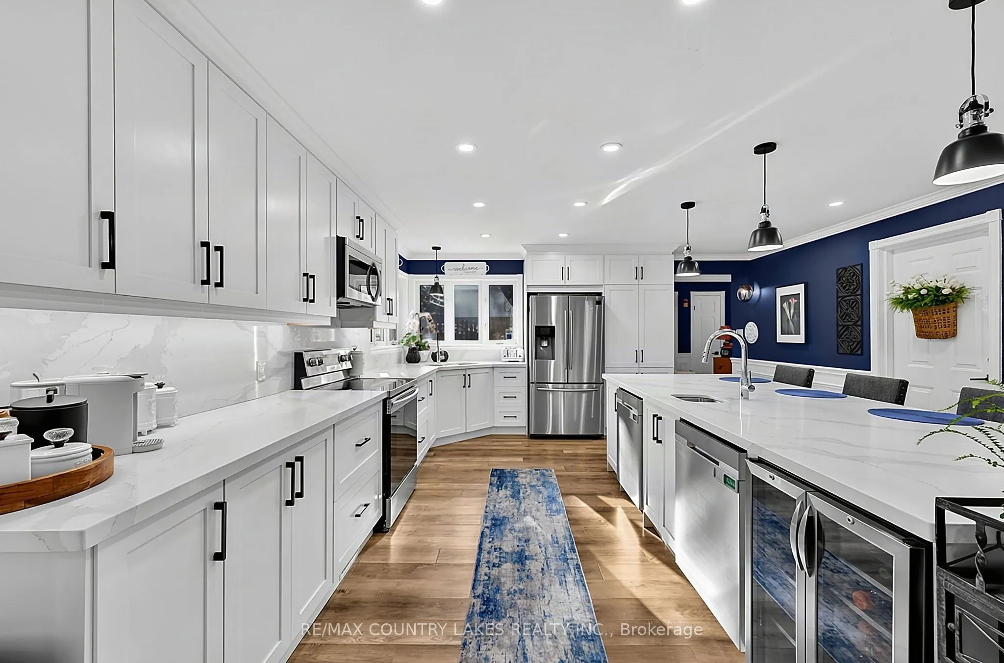 25 South Island Trail