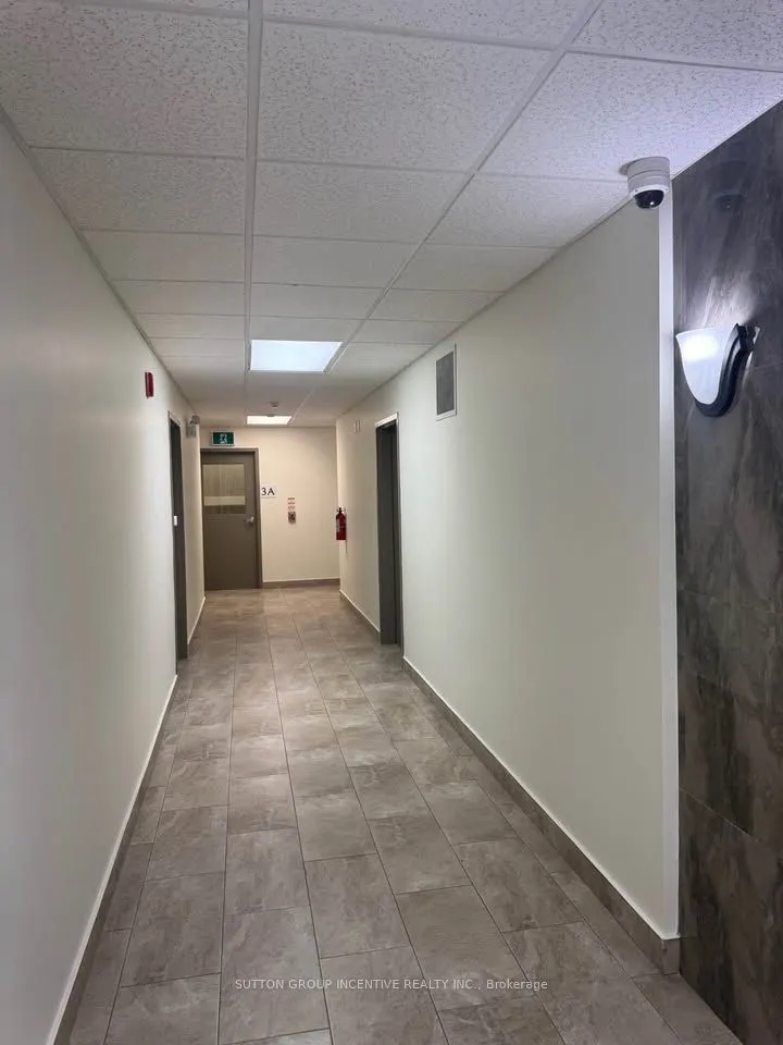 496 Yonge Street #405