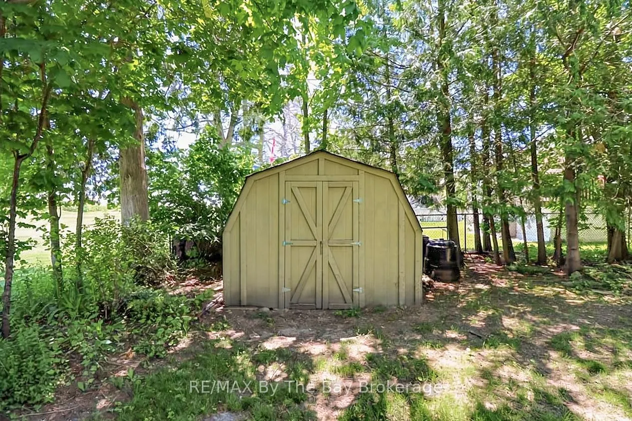 54 Fairway Crescent