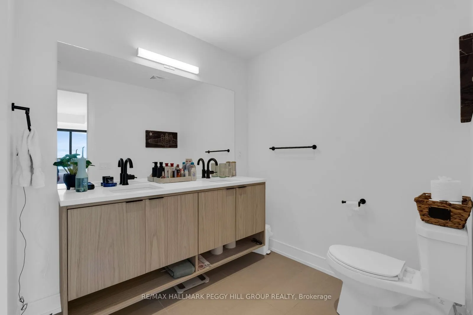 185 Dunlop Street E #702