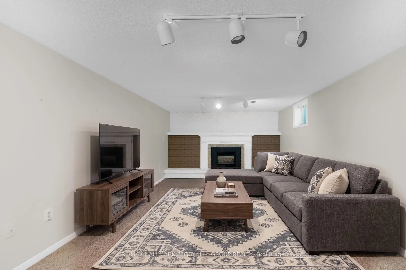 22 Richler Crescent