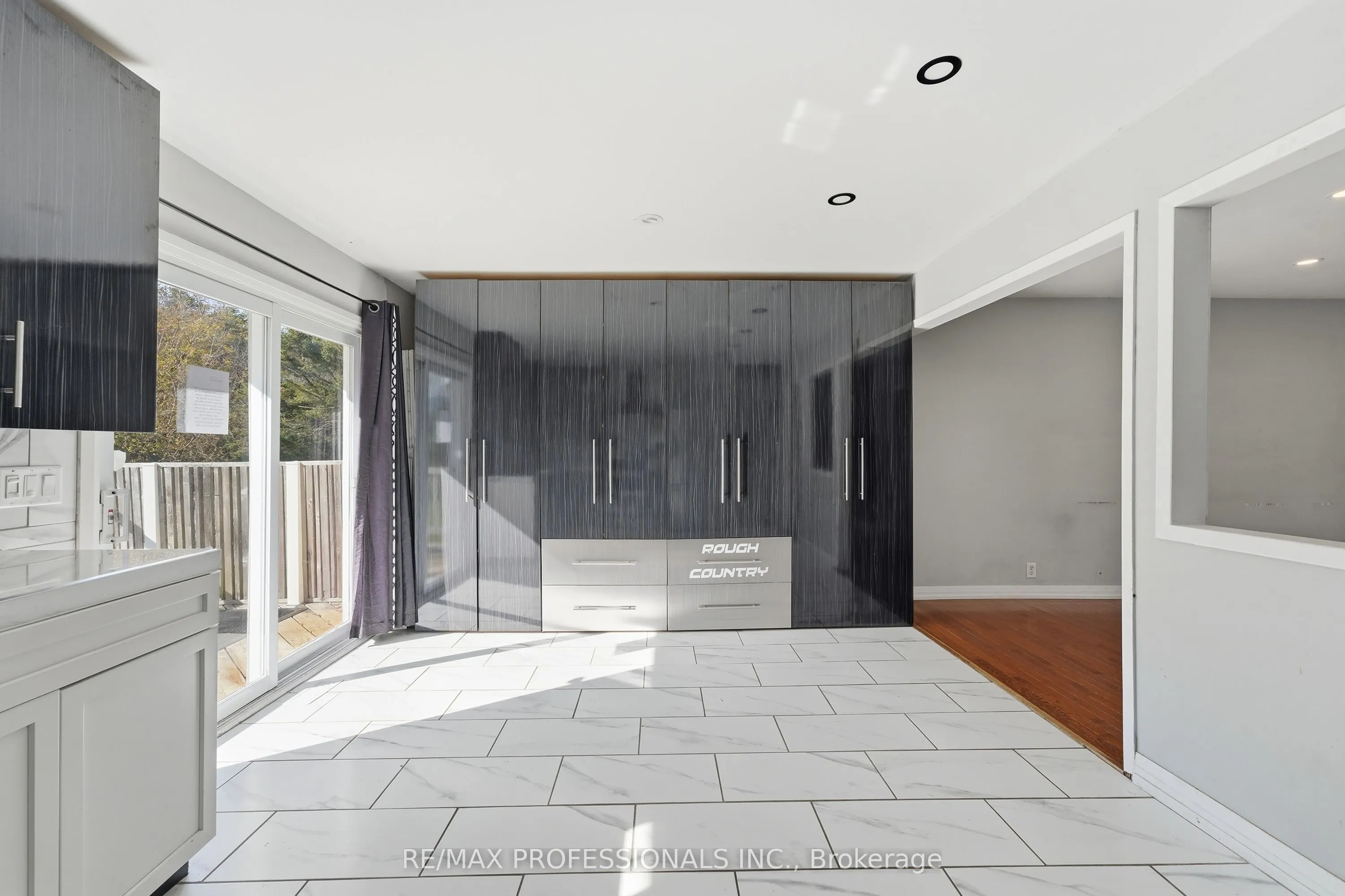 120 Switzer Street