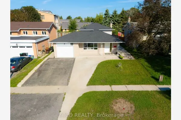 43 Davies Crescent