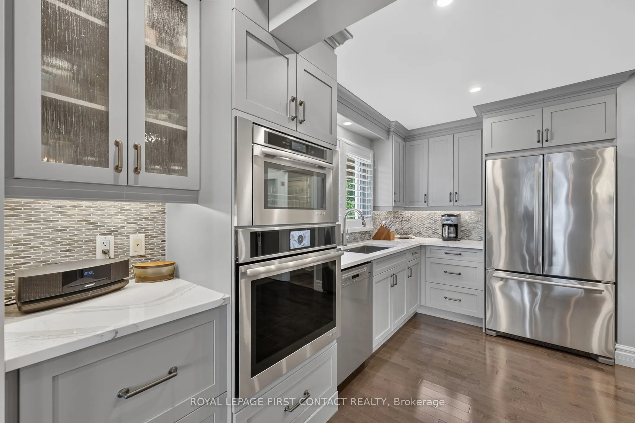 167 Lakeshore Road W
