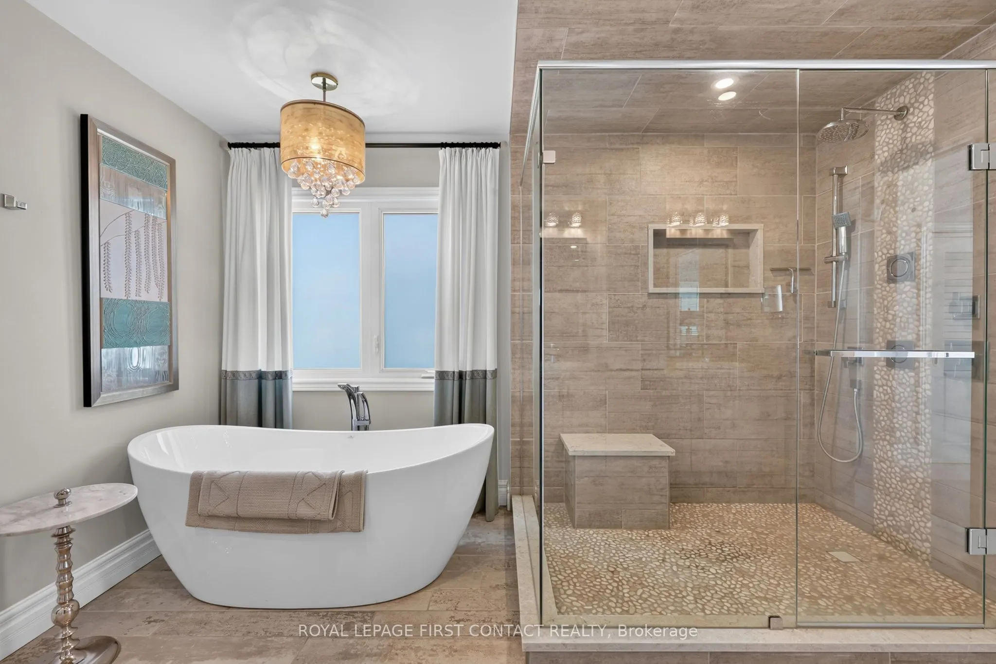 167 Lakeshore Road W