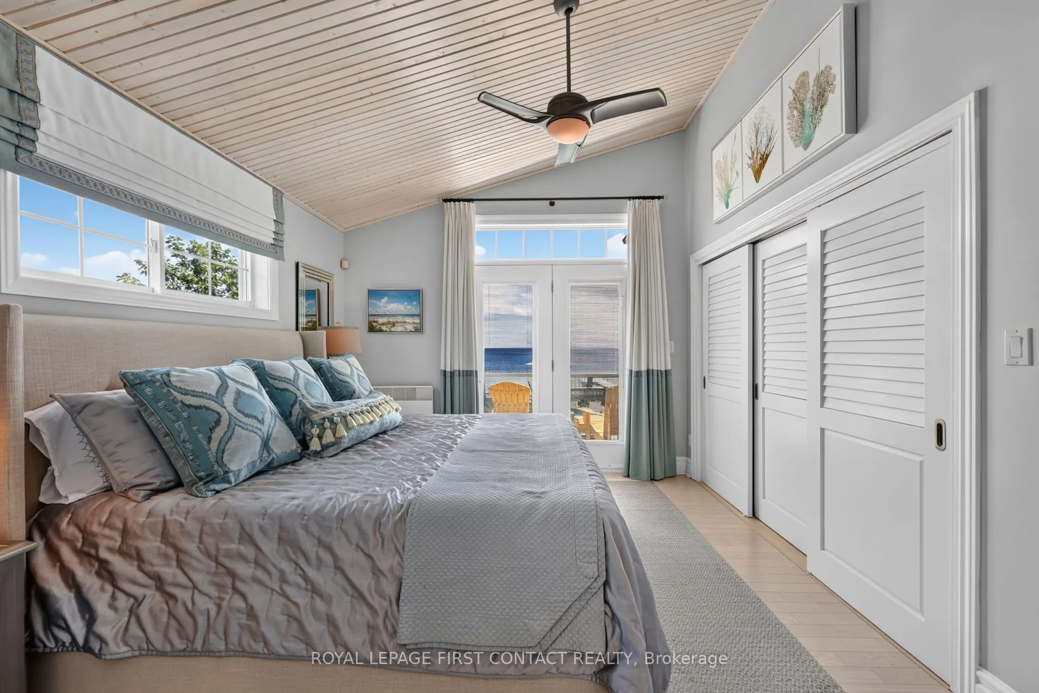 167 Lakeshore Road W