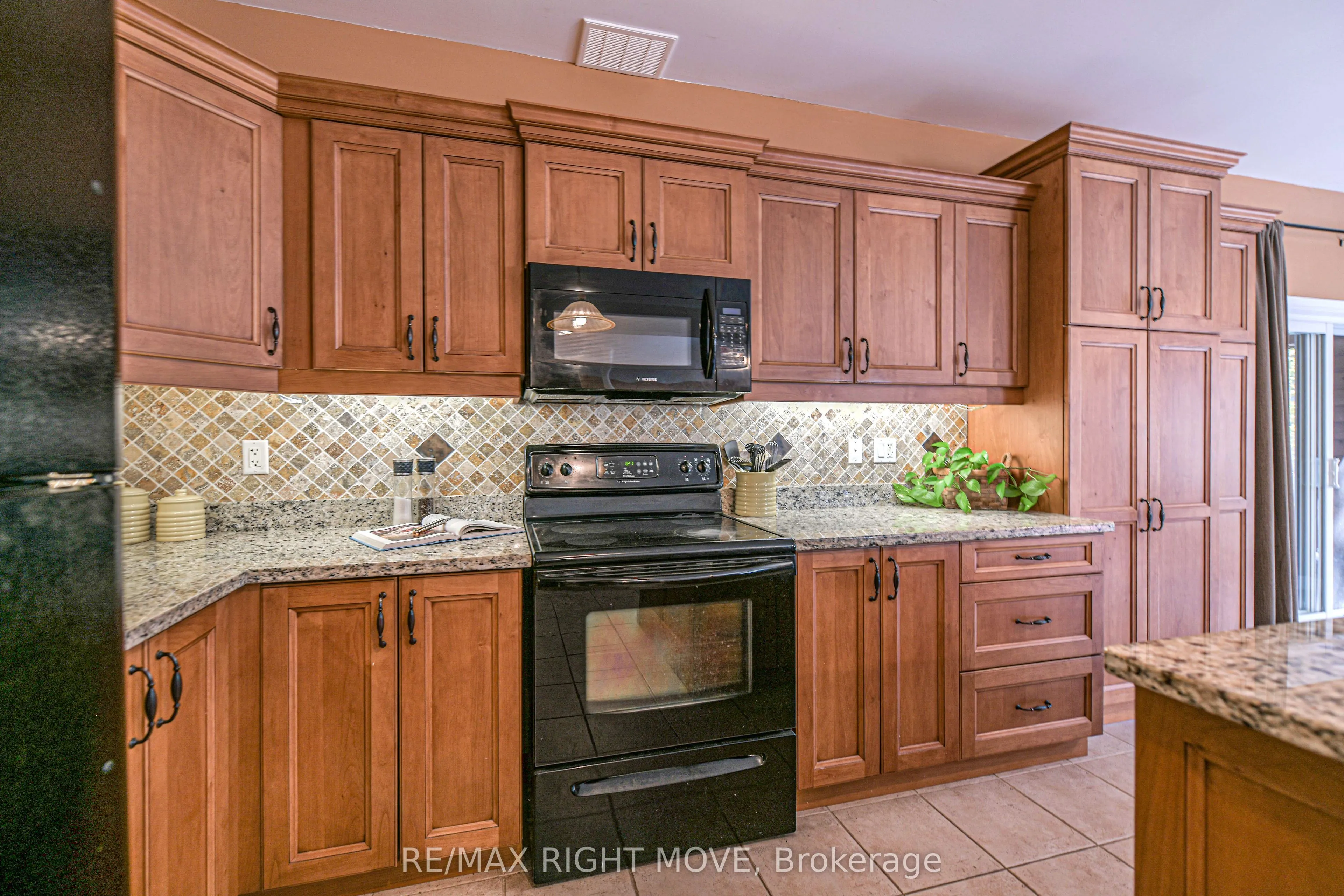 4200 Pine Valley Lane