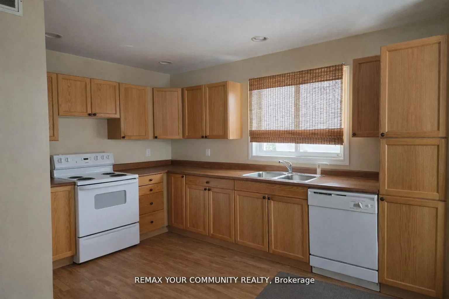3414 Lee Avenue #Upper