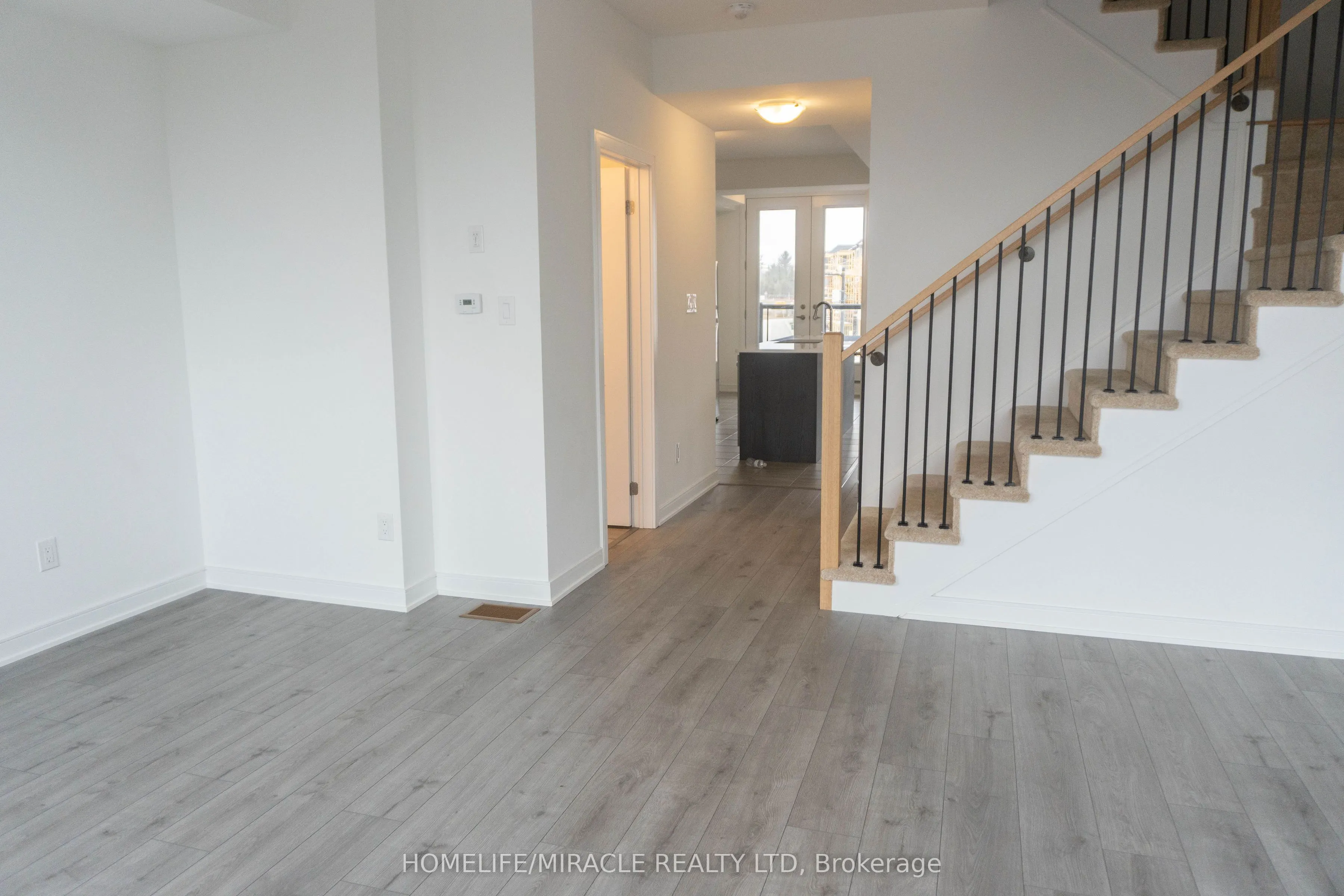 60 Blue Forest Crescent