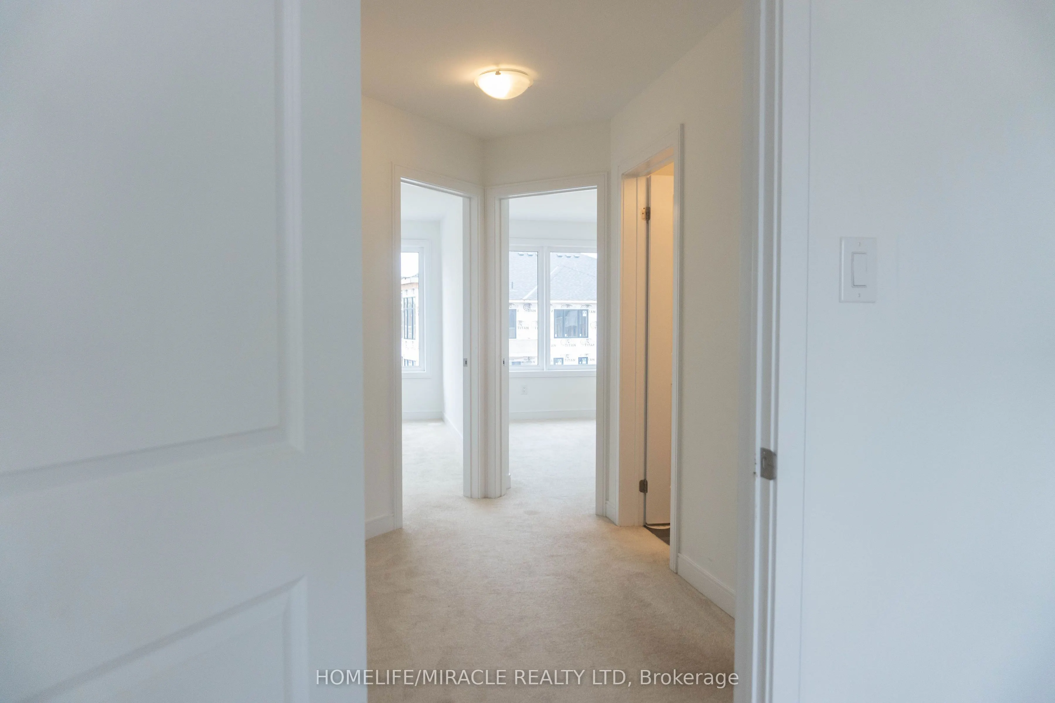 60 Blue Forest Crescent