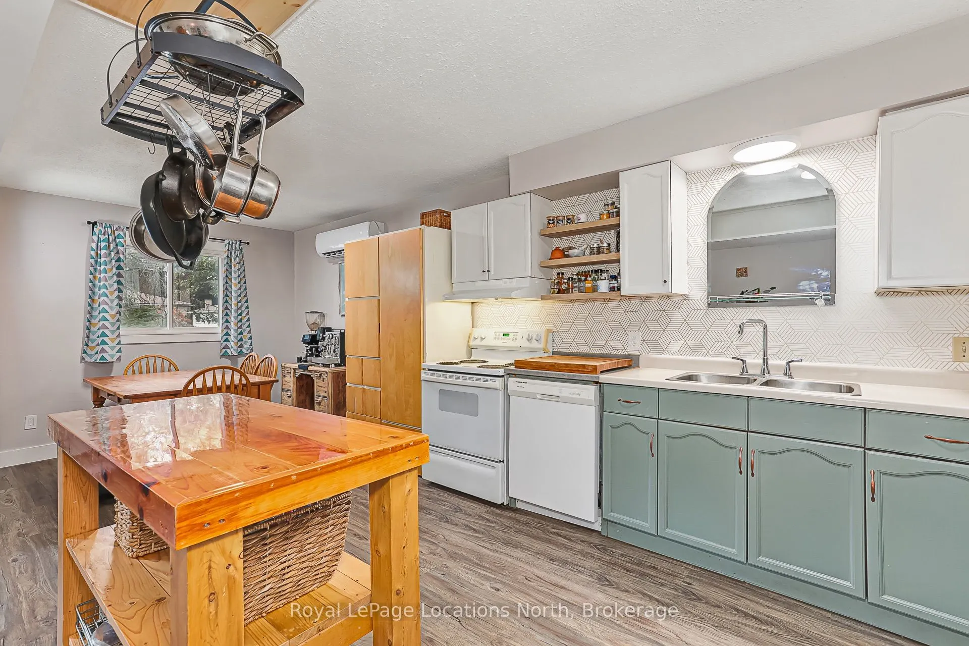 47 Courtice Crescent