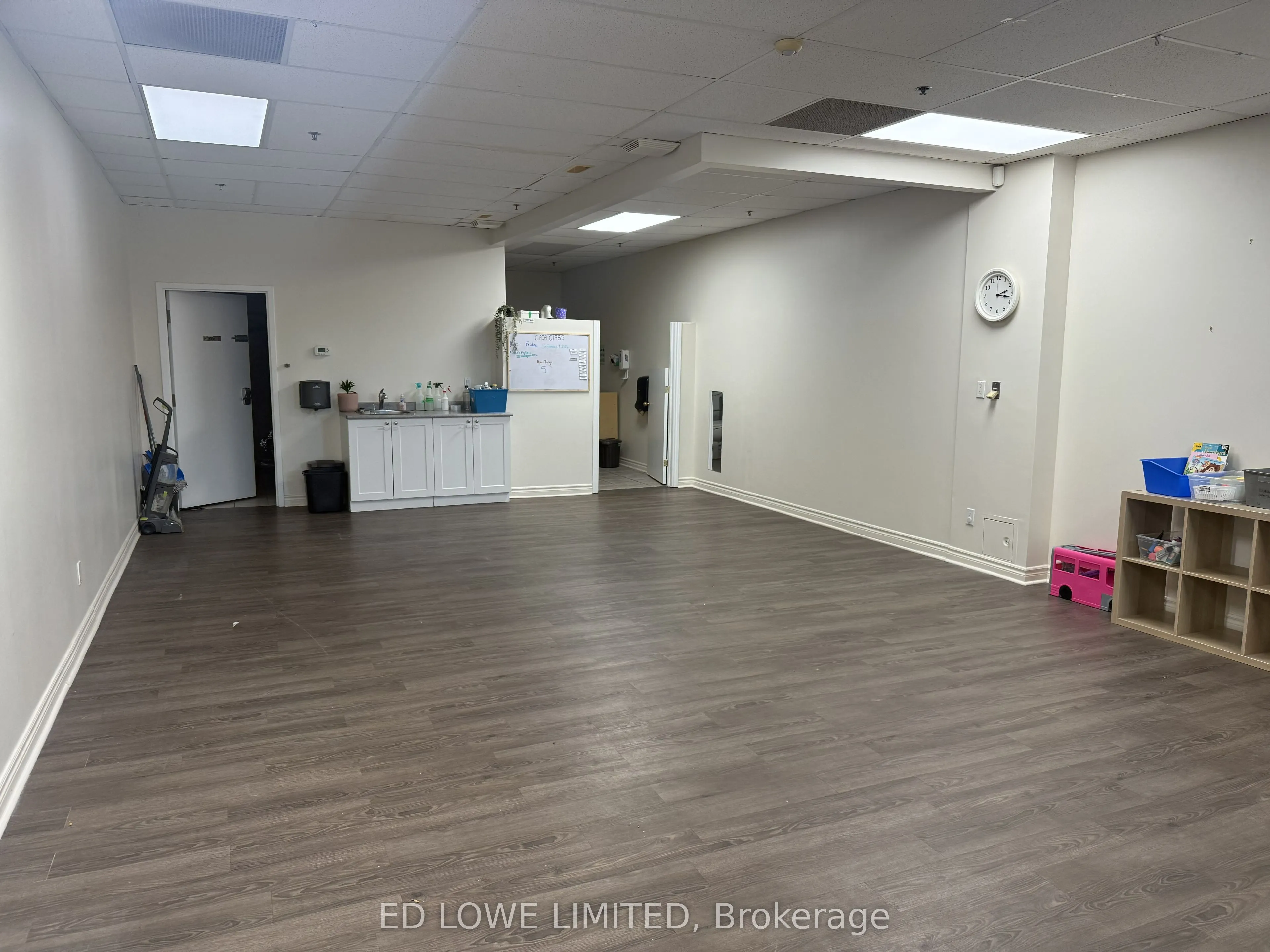 555 Mapleview Drive W #8 - 10a