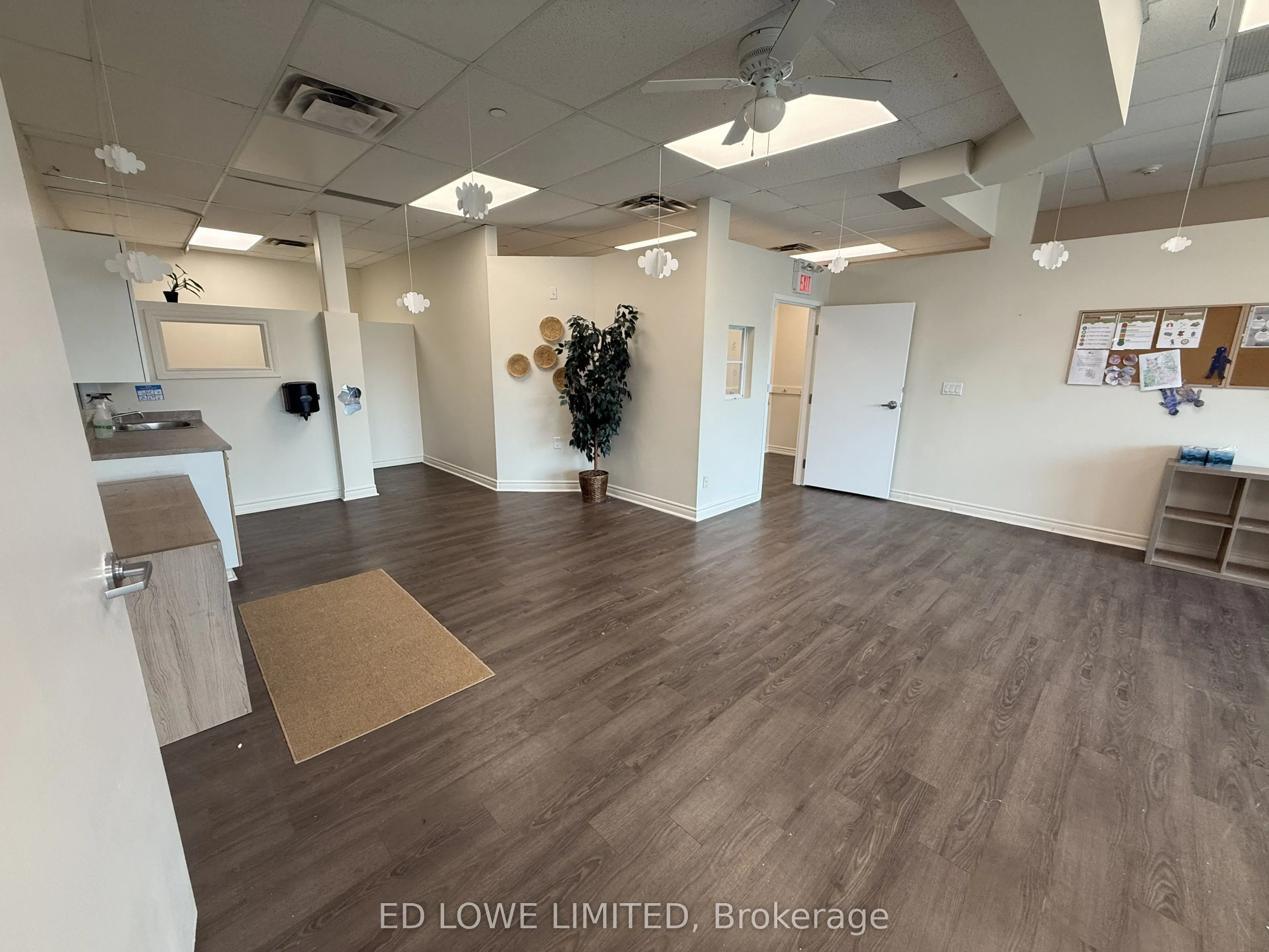 555 Mapleview Drive W #8 - 10a
