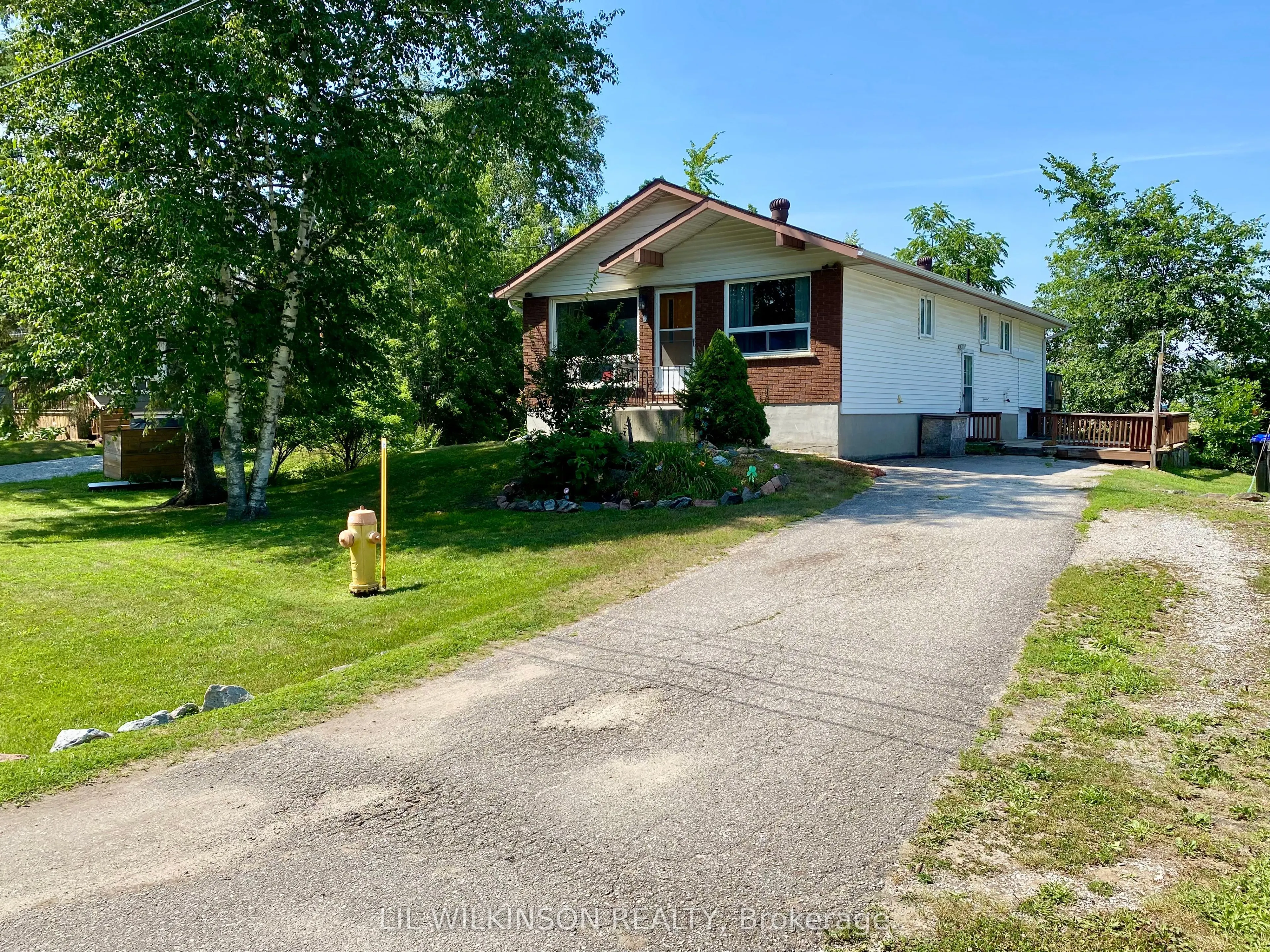4 Sunset Crescent