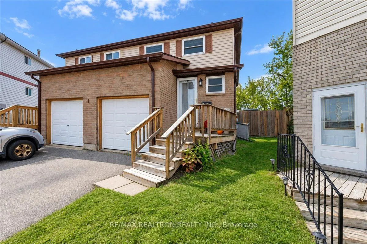 99 Robin Court