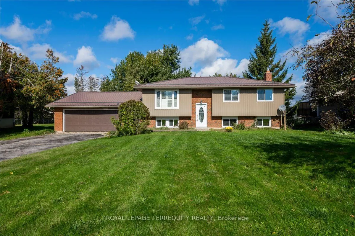 1092 Old Barrie Road W