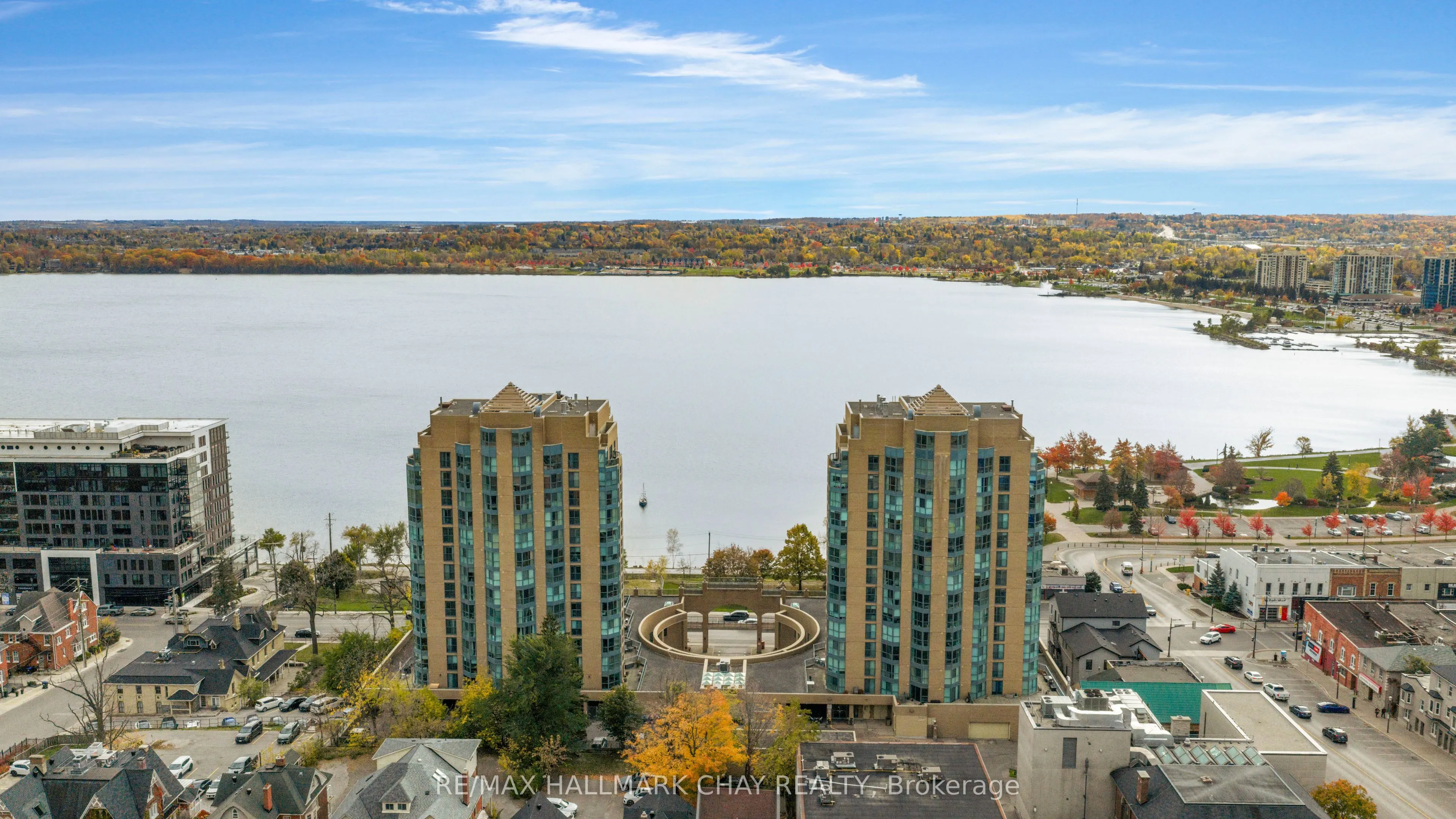 140 Dunlop Street E #1509