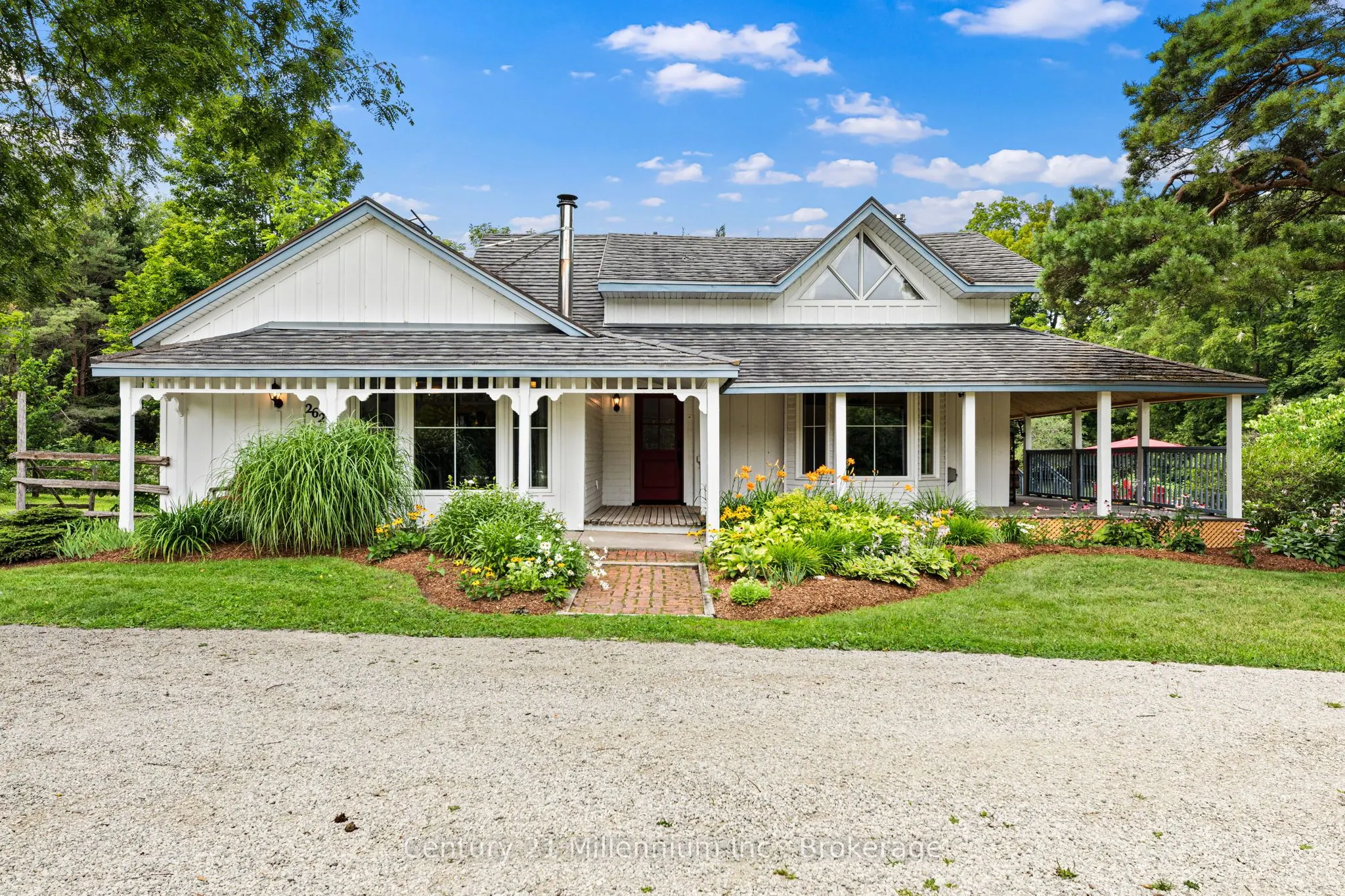 262 Batteaux Road N