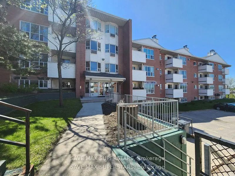 120 BELL FARM Road E #205