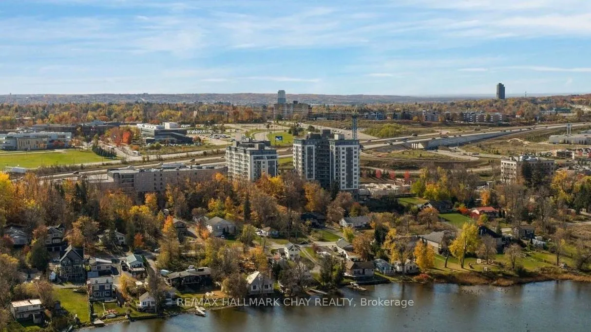 58 Lakeside Terrace #310