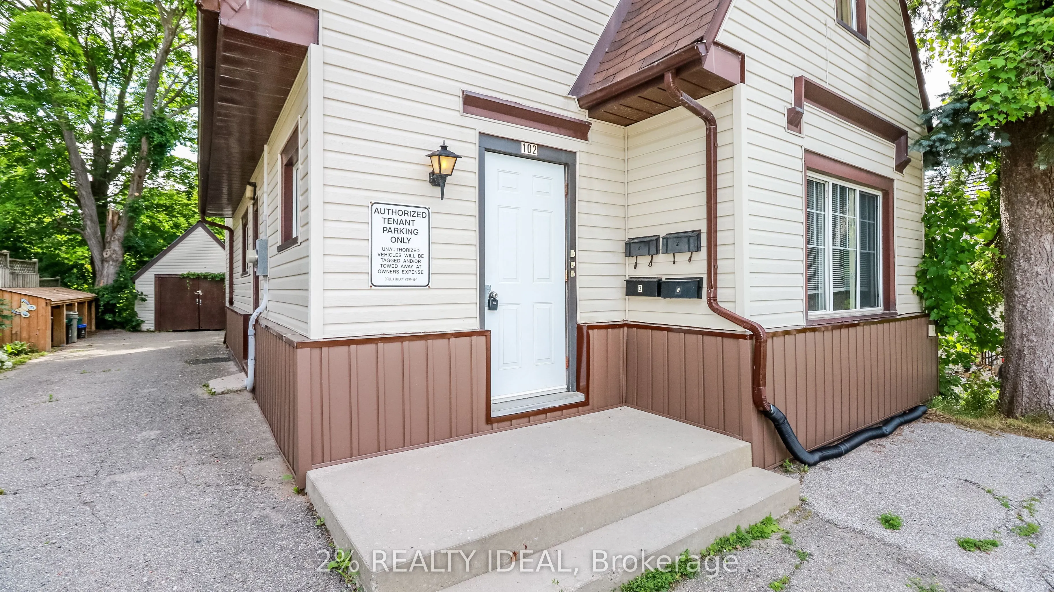 102 West Street N