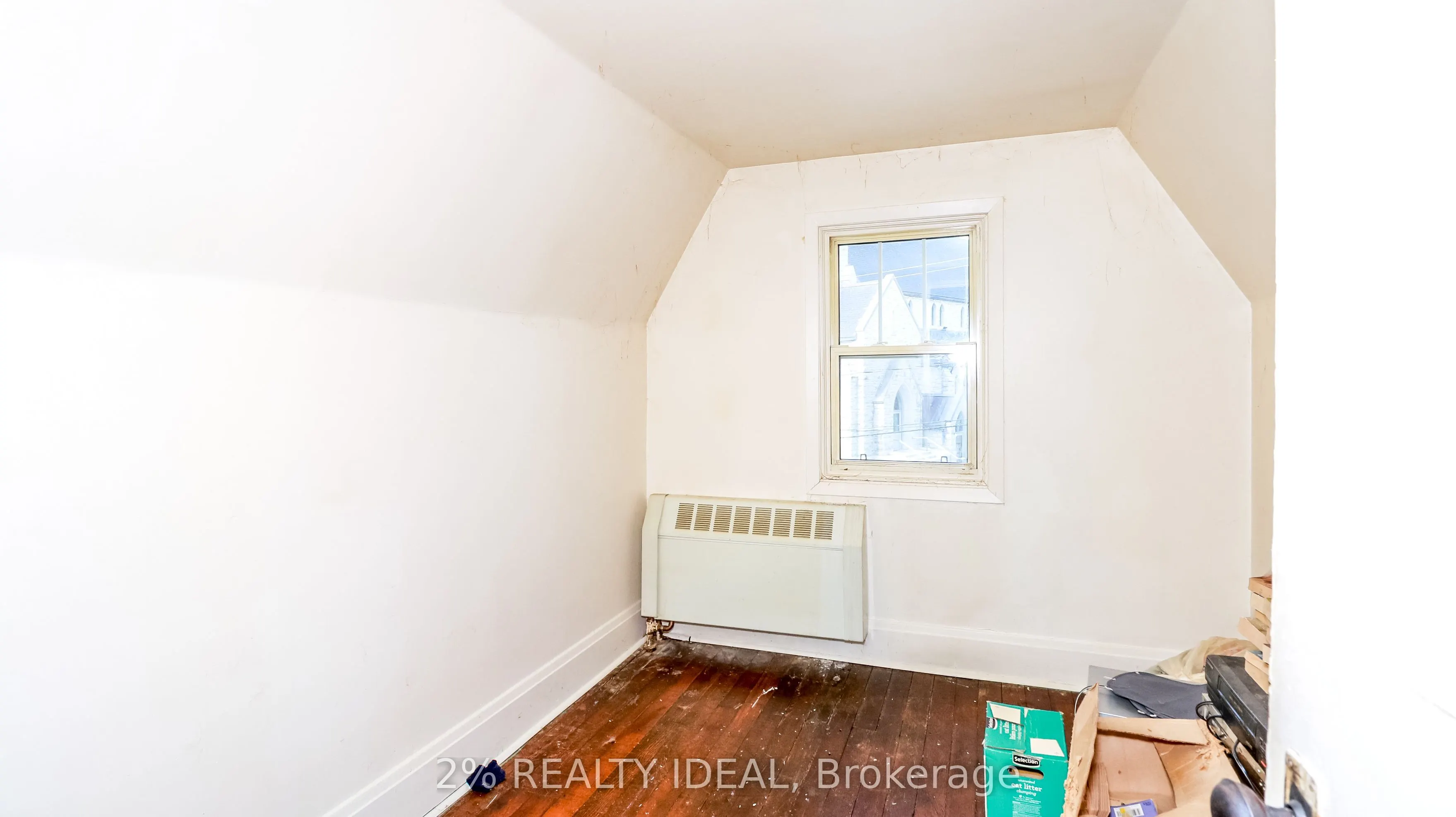 102 West Street N