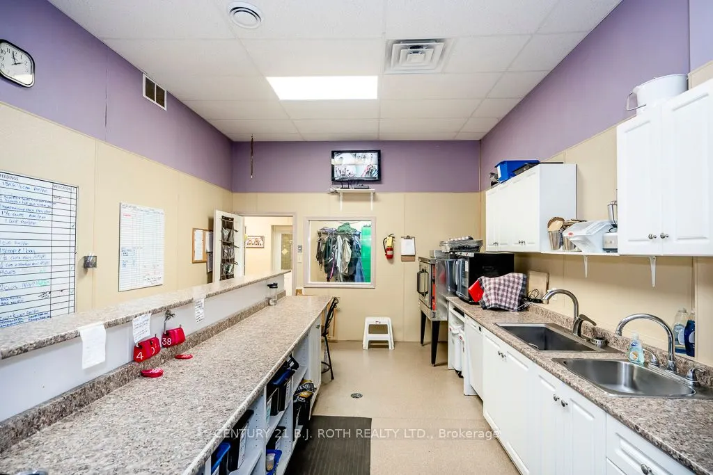 301 4 Concession Road