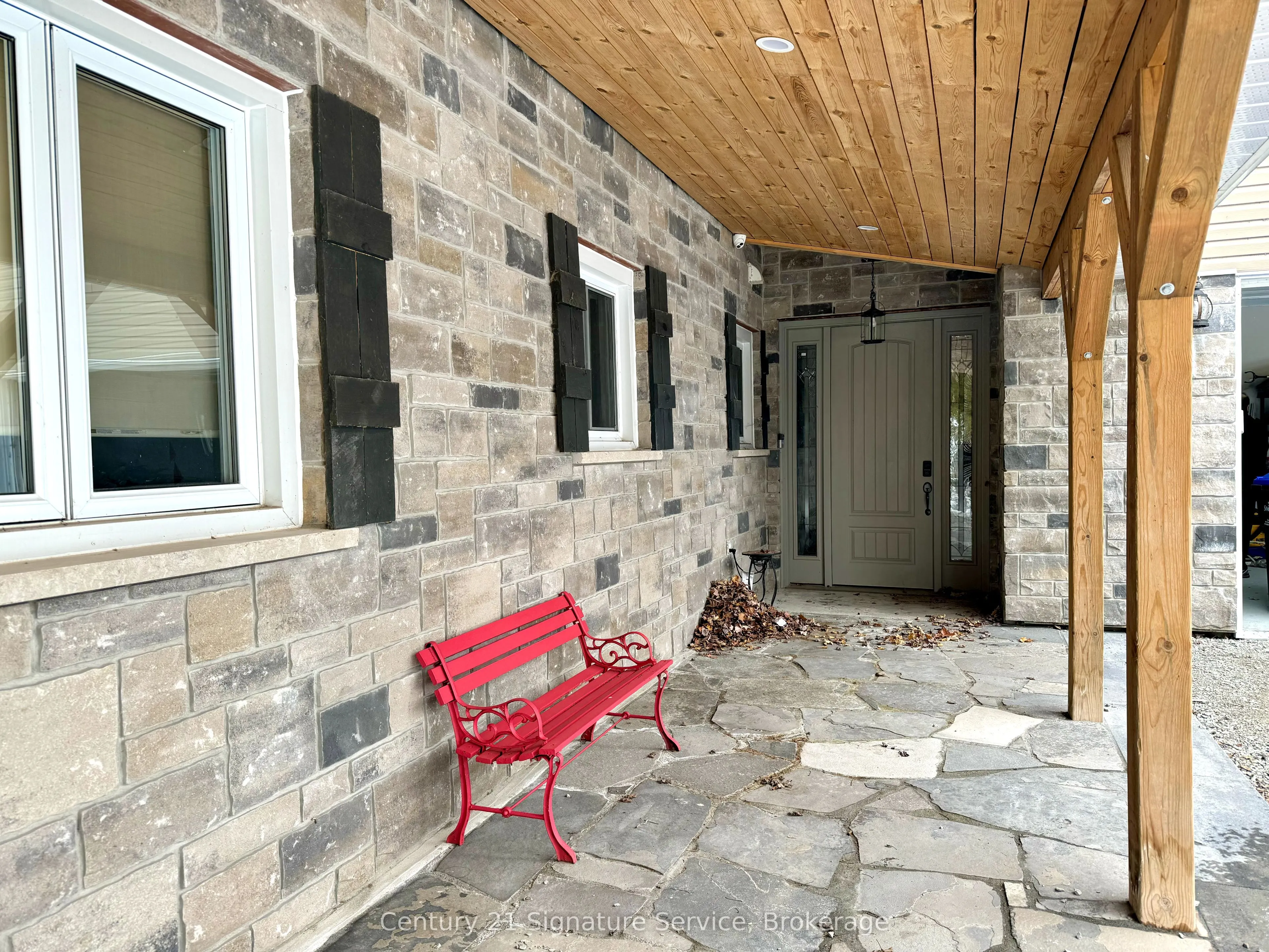 127 Maskinonge Road