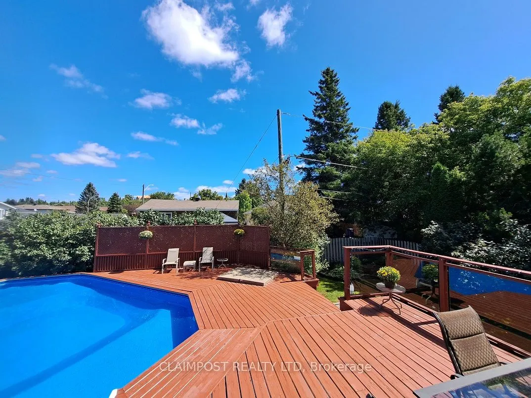 734 Churchill Street