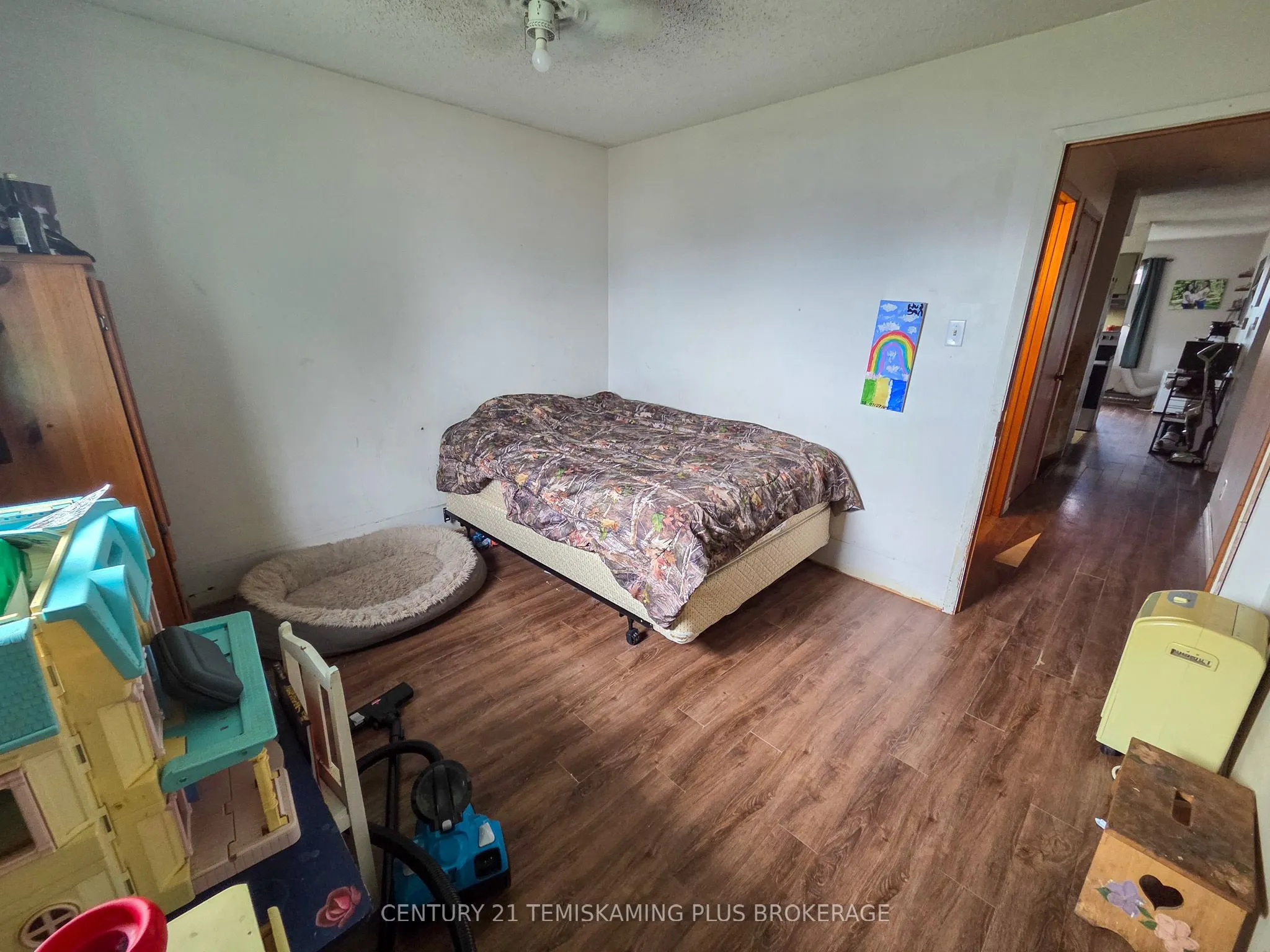 134-136 King Street W