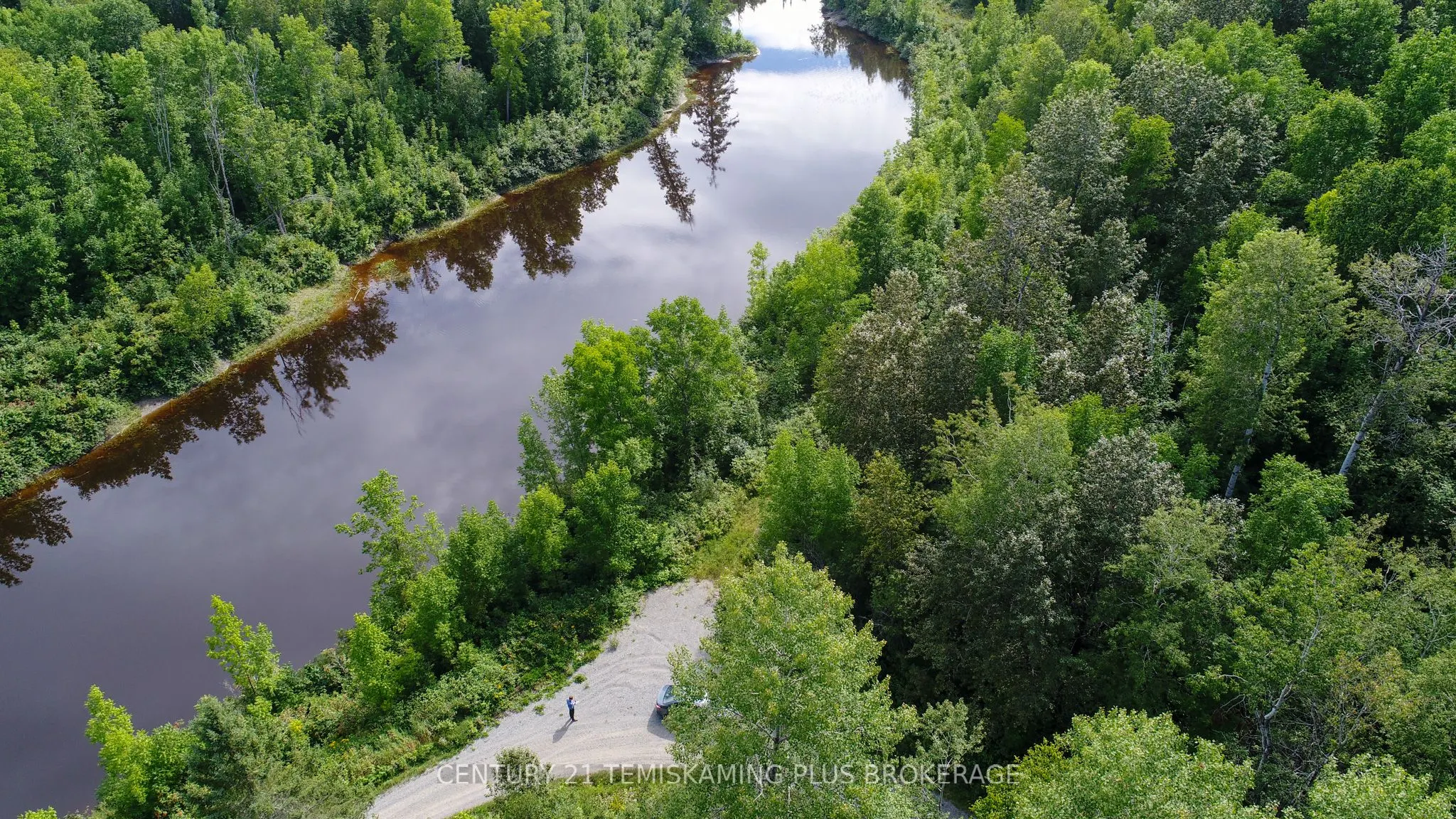 LT6C4 Spruce Grove Road