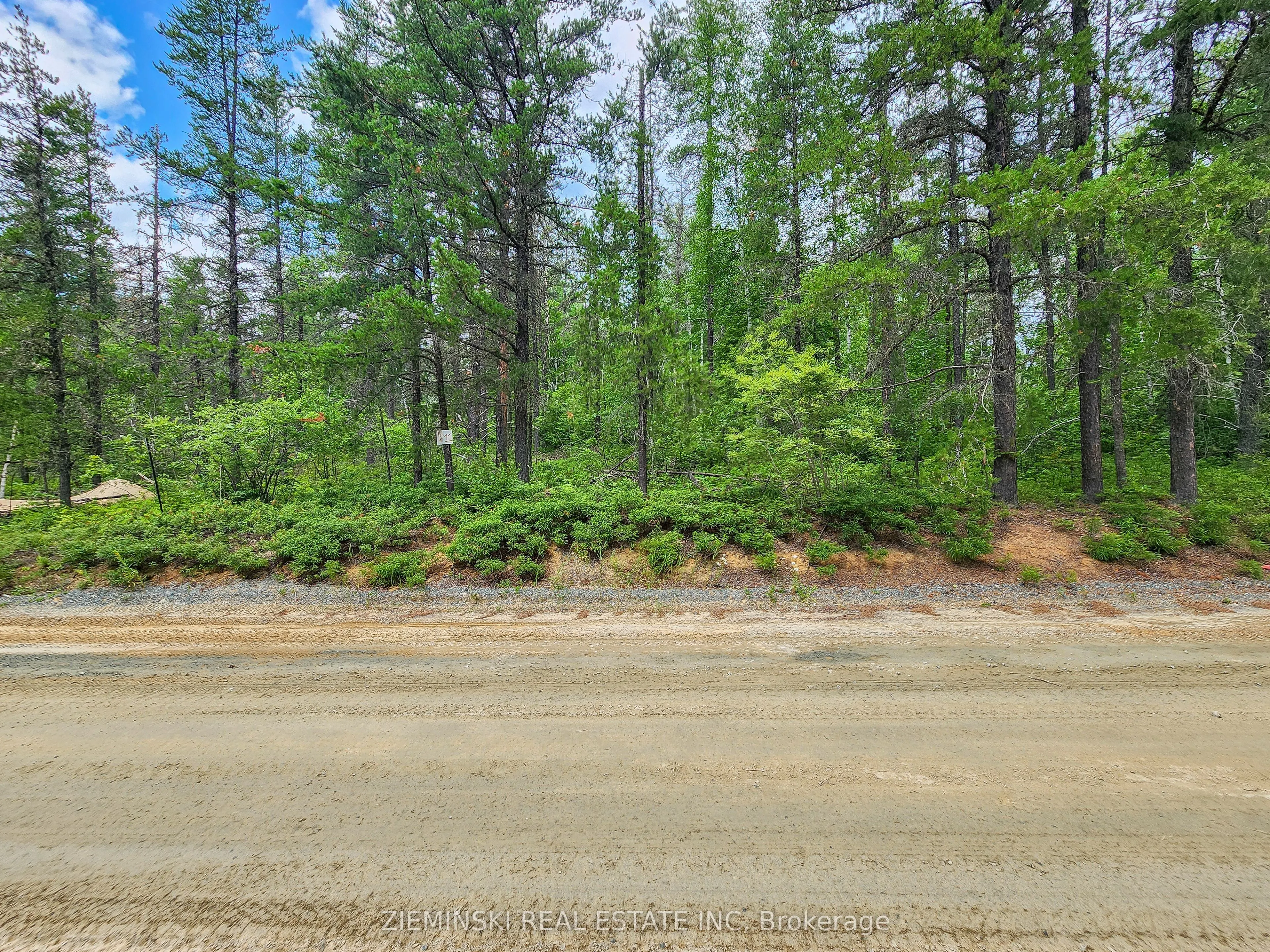 Lot 11 PLAN 6M499, North Munro Lake Road