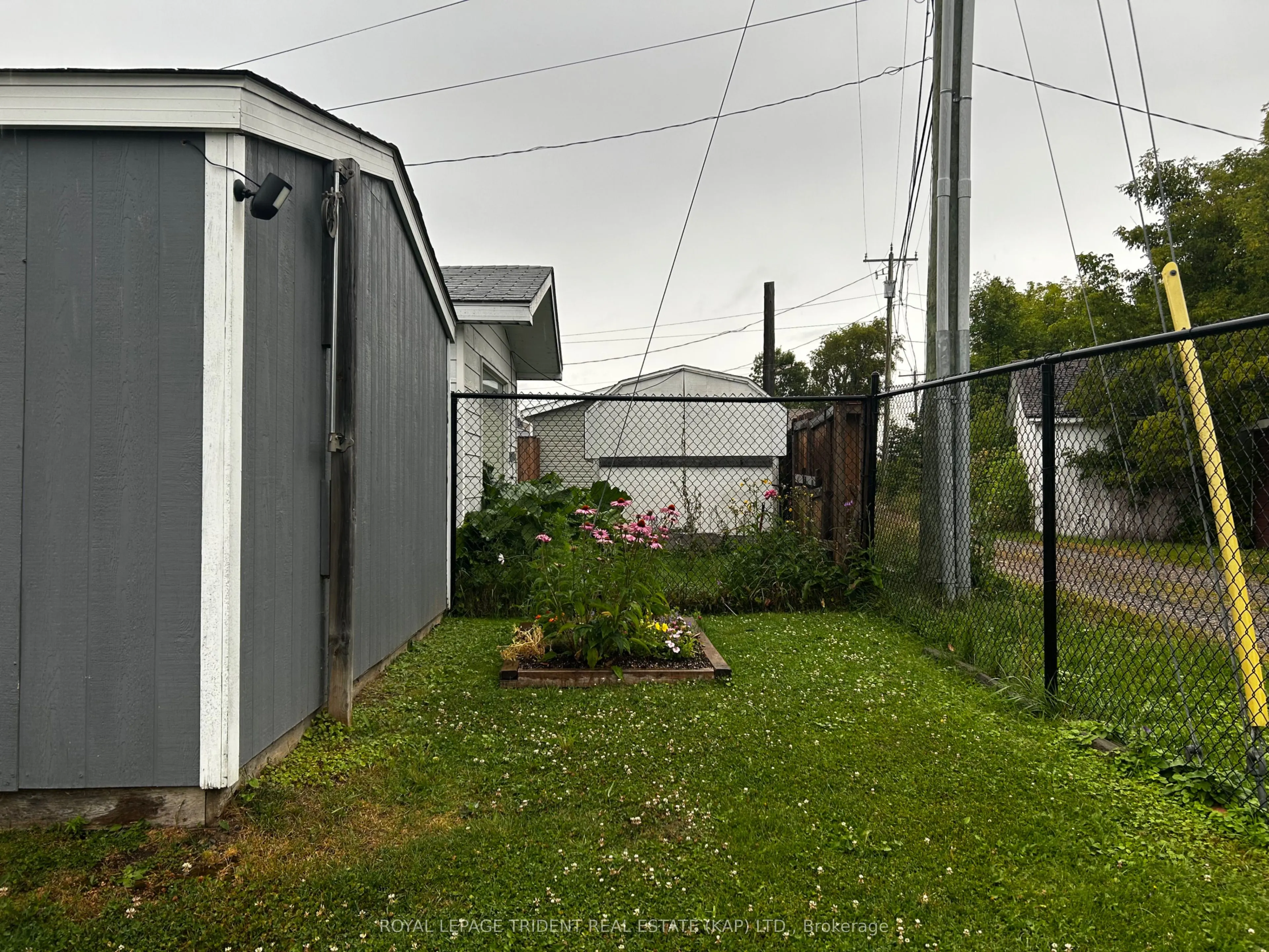 4 Empire Avenue