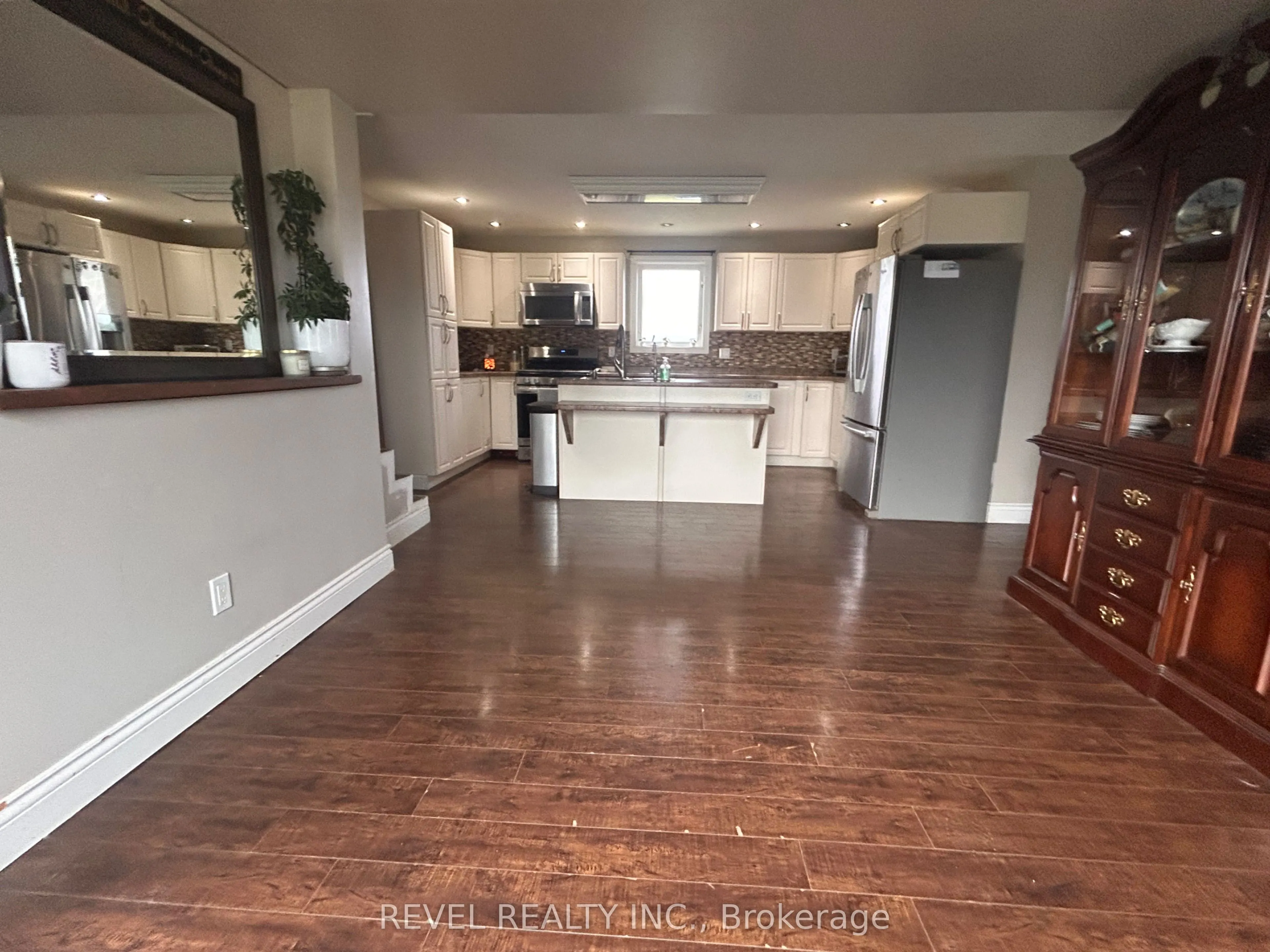 1105 4 & 5 Glackmeyer Concession