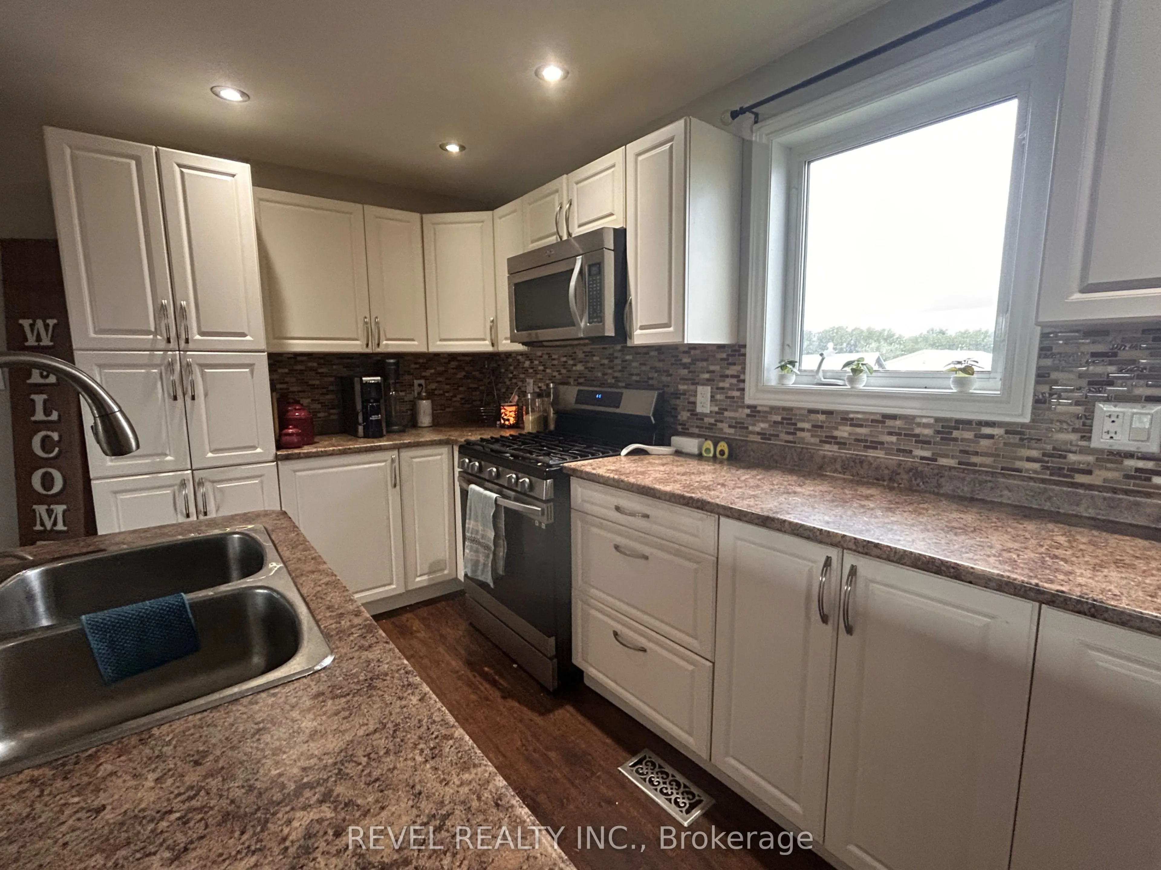 1105 4 & 5 Glackmeyer Concession