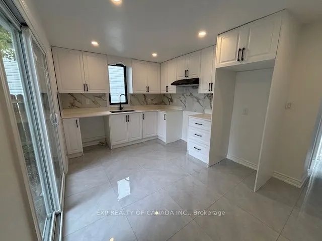 34 Floral Avenue