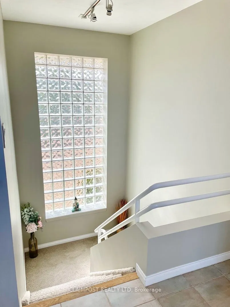 697 Lavigne Boulevard
