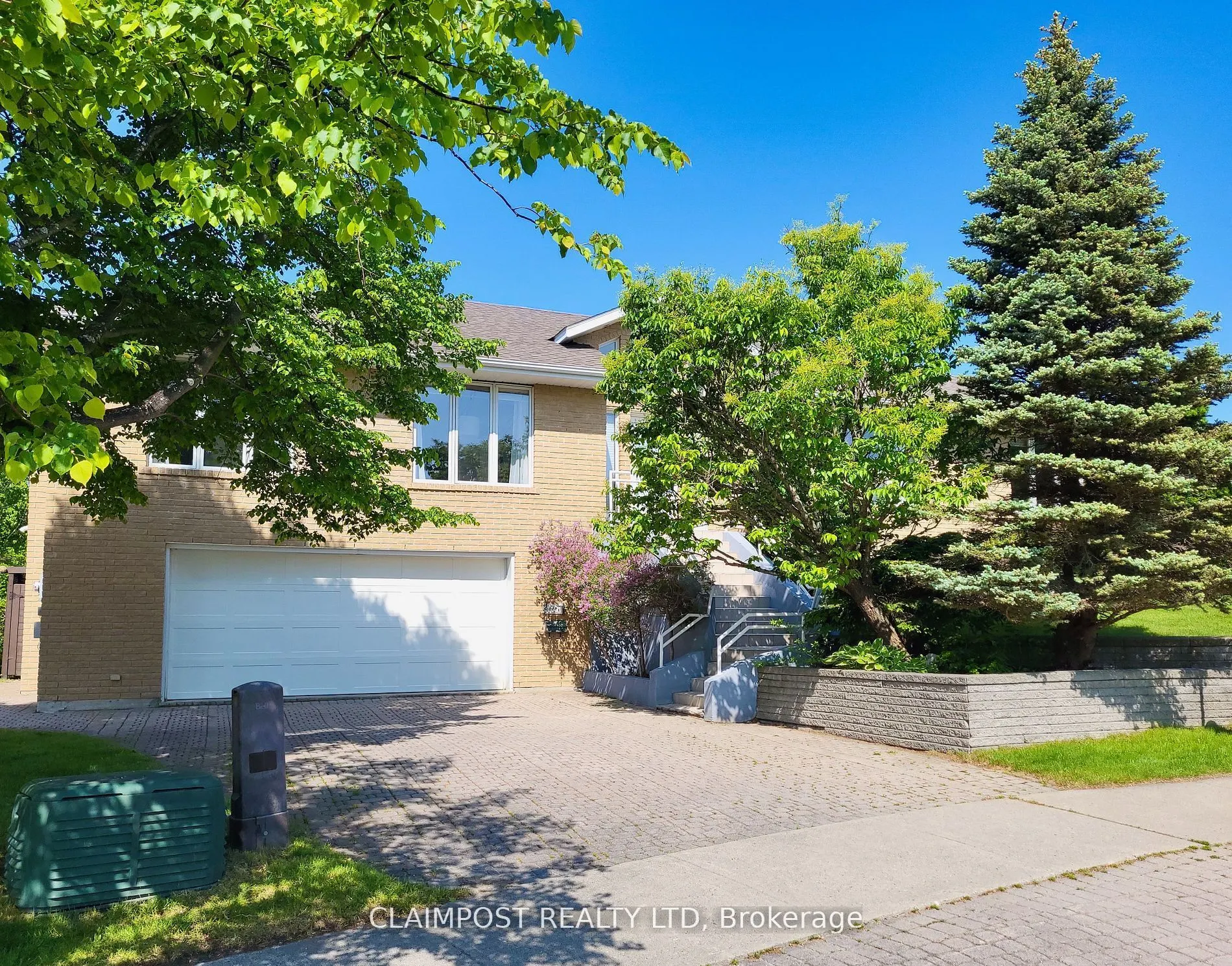 697 Lavigne Boulevard