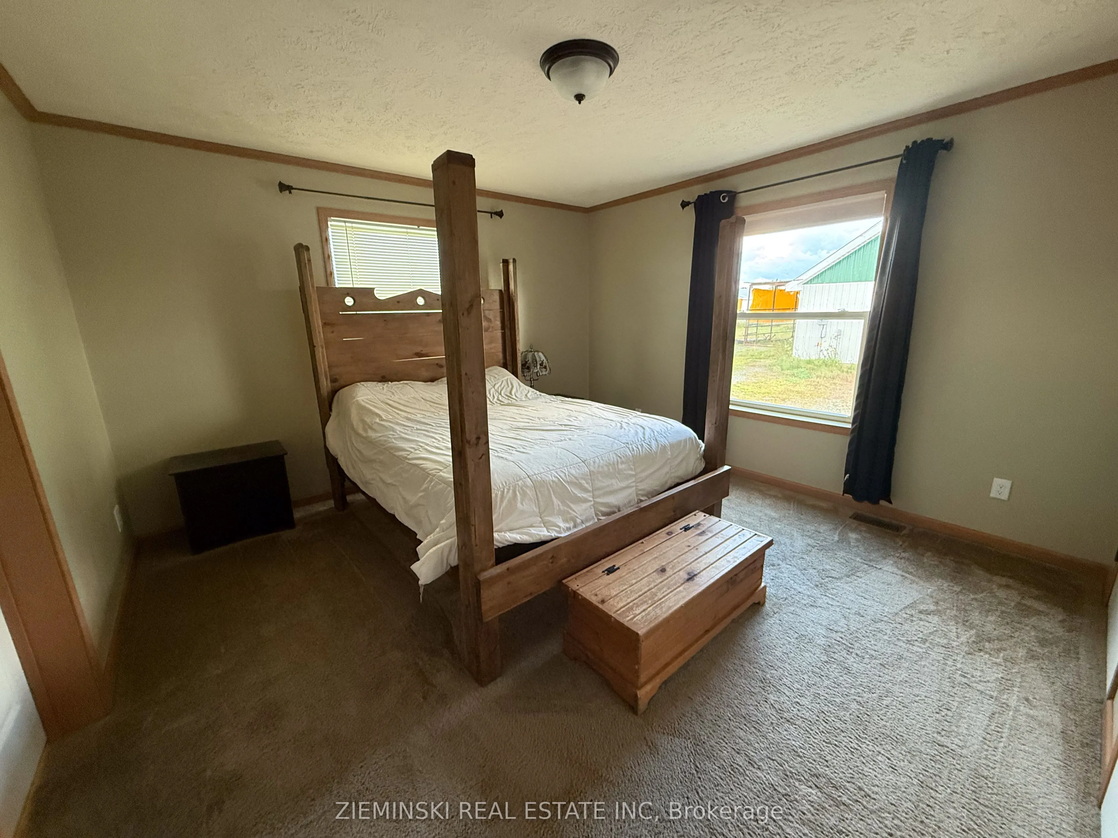 1089 Sapphire Road