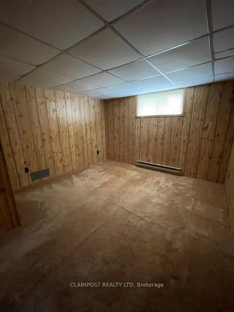 140 Cody Street W