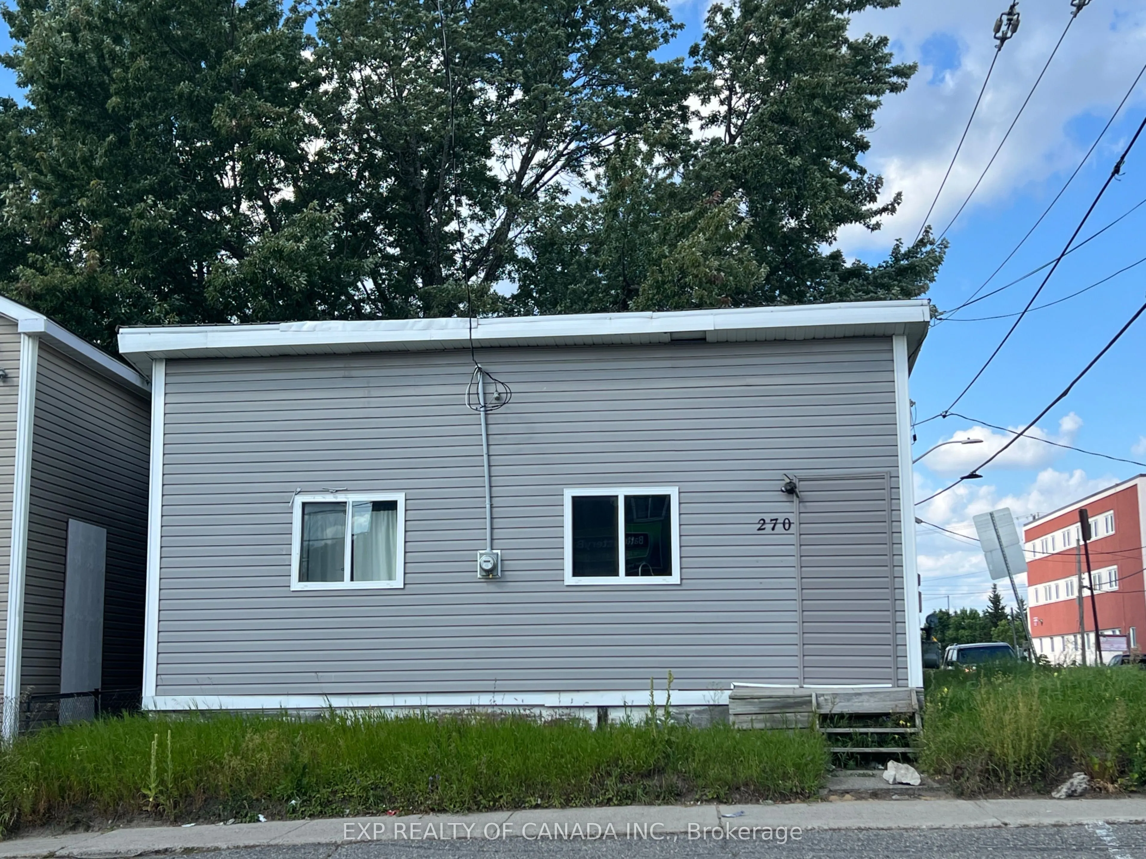 270 Kirby Avenue