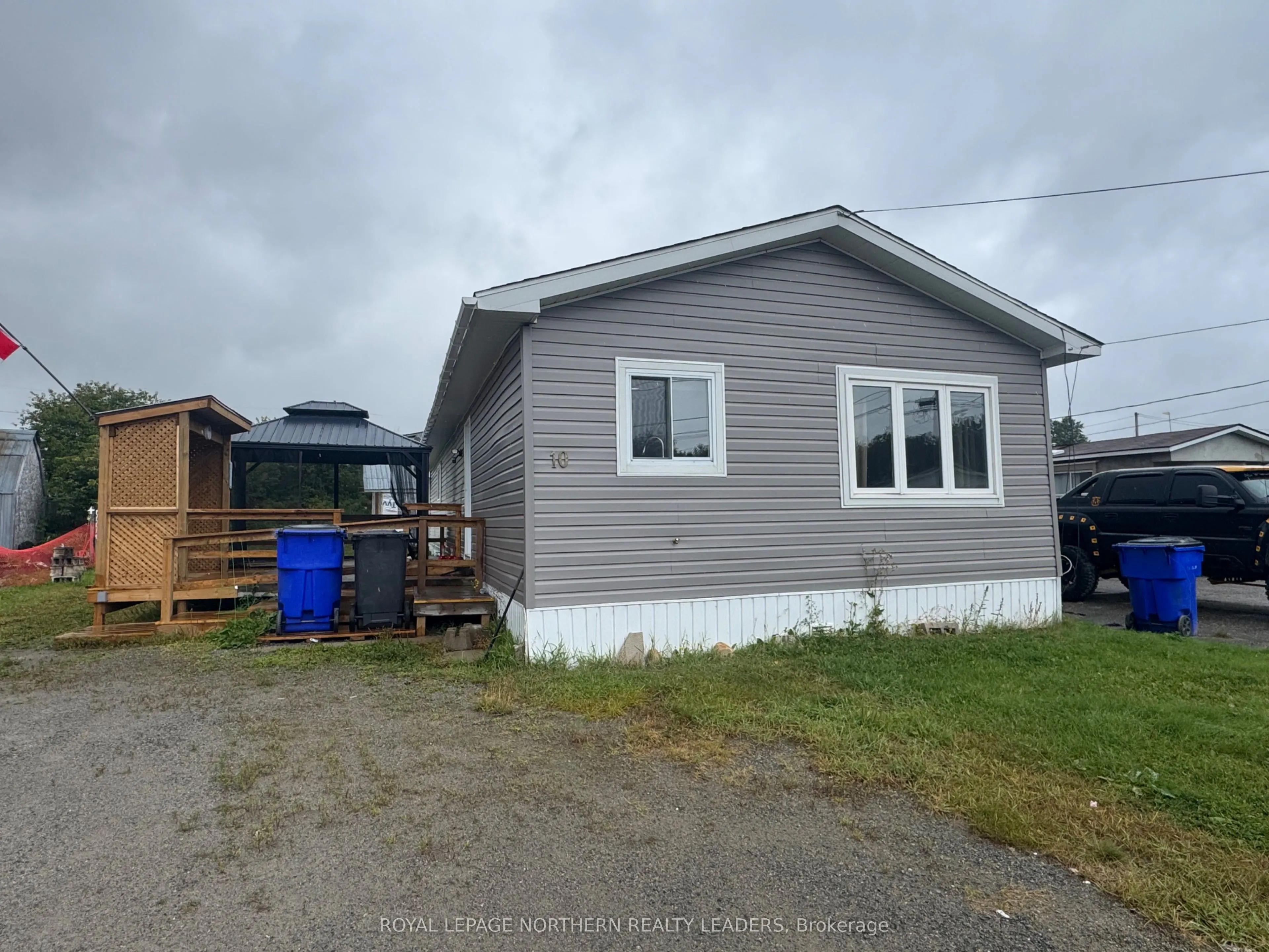 10 Moose Road