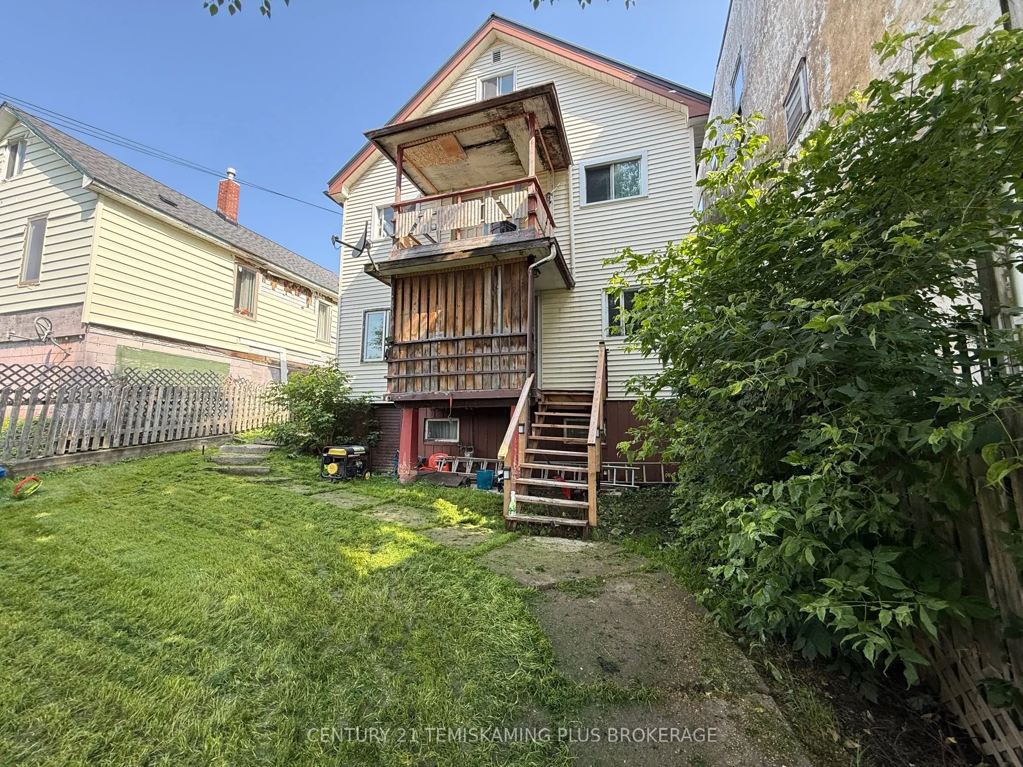 5 Mckelvie Avenue