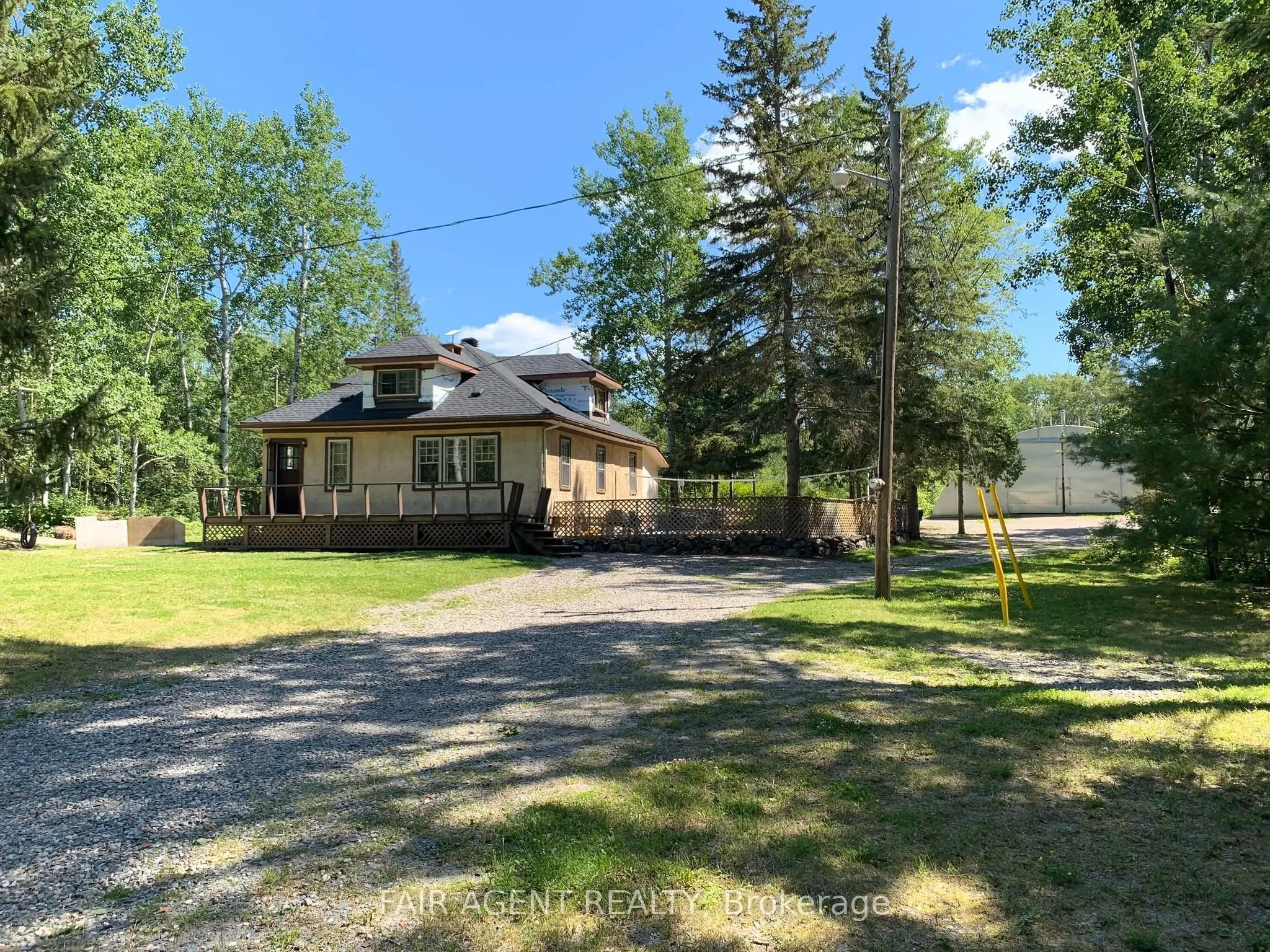975140 Silver Centre Road