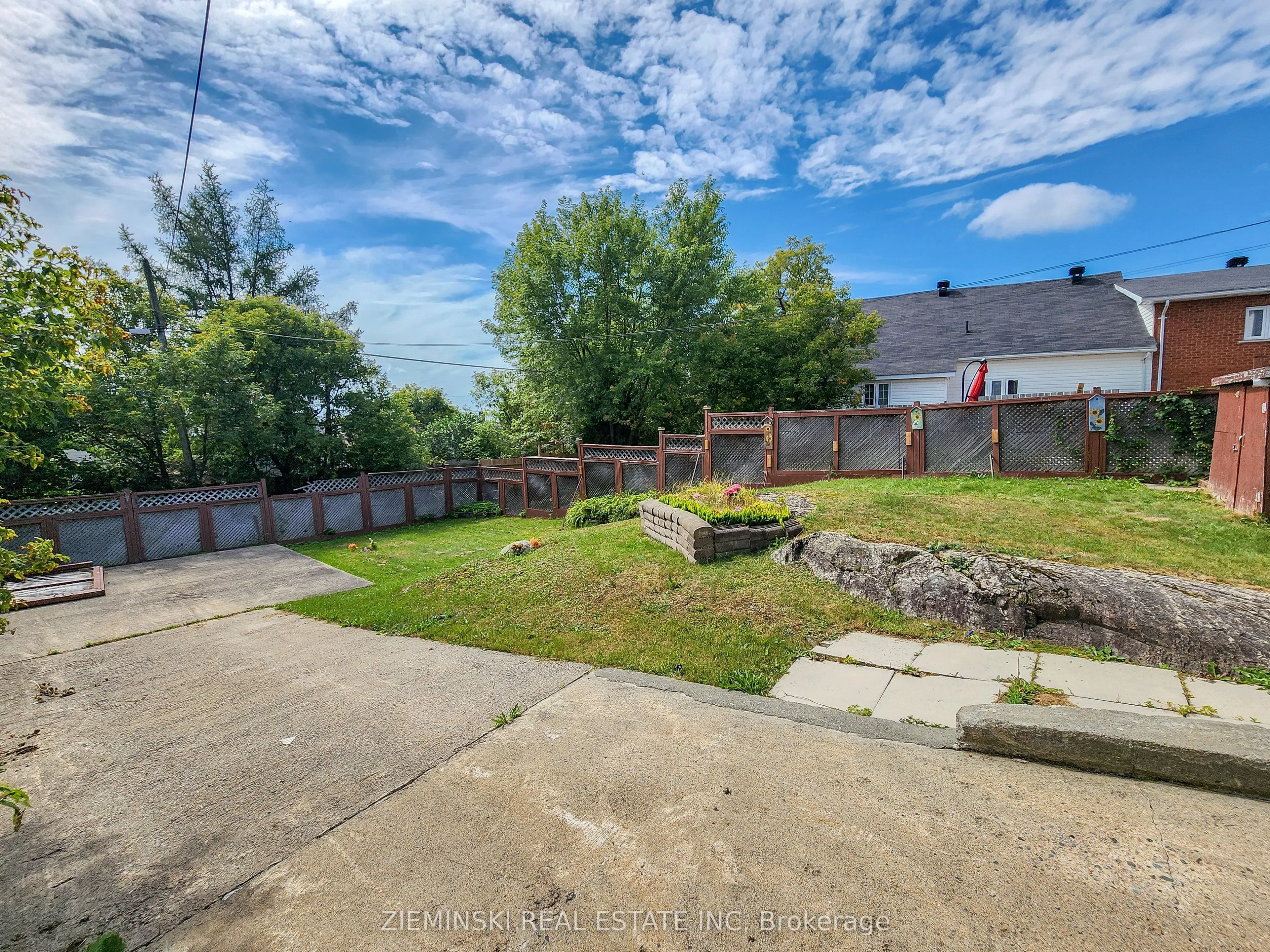 50 Mc Camus Avenue